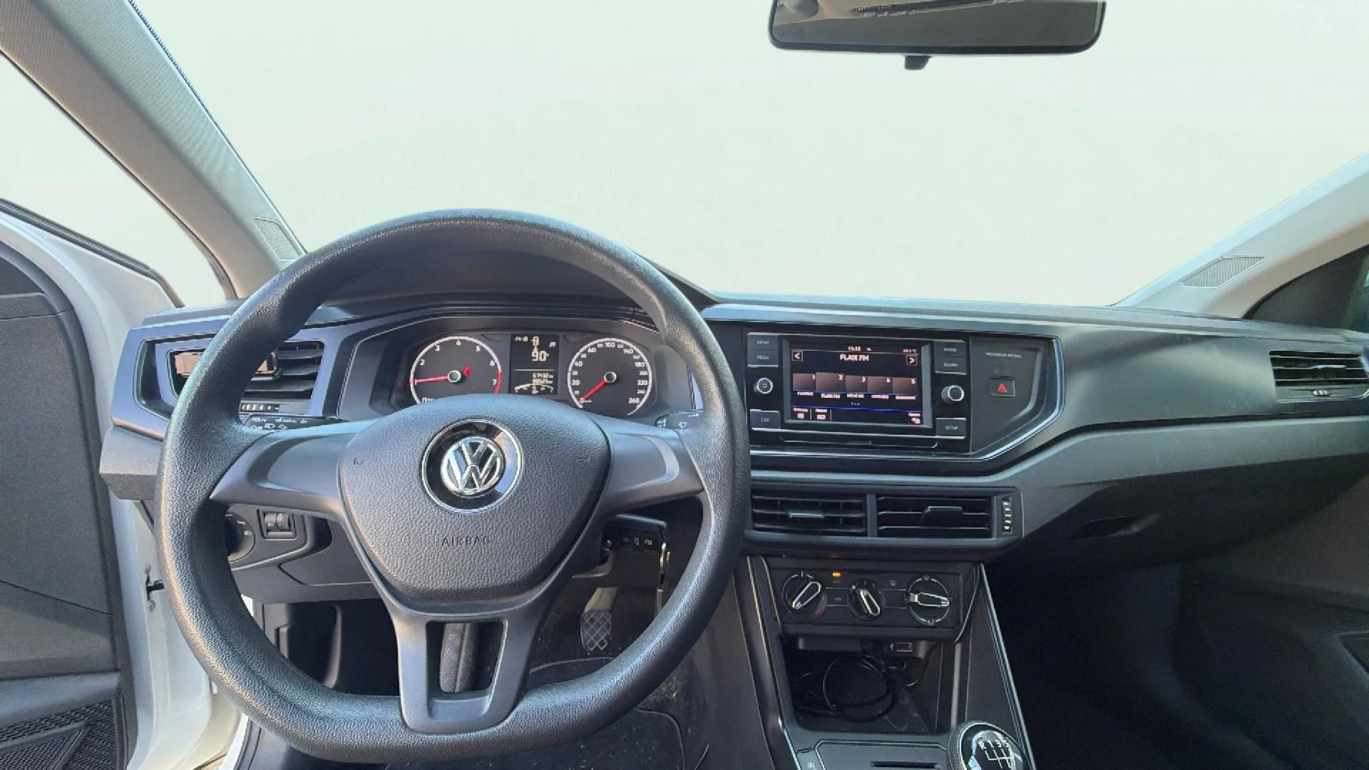 Volkswagen Polo Advance 1.0 - foto 19