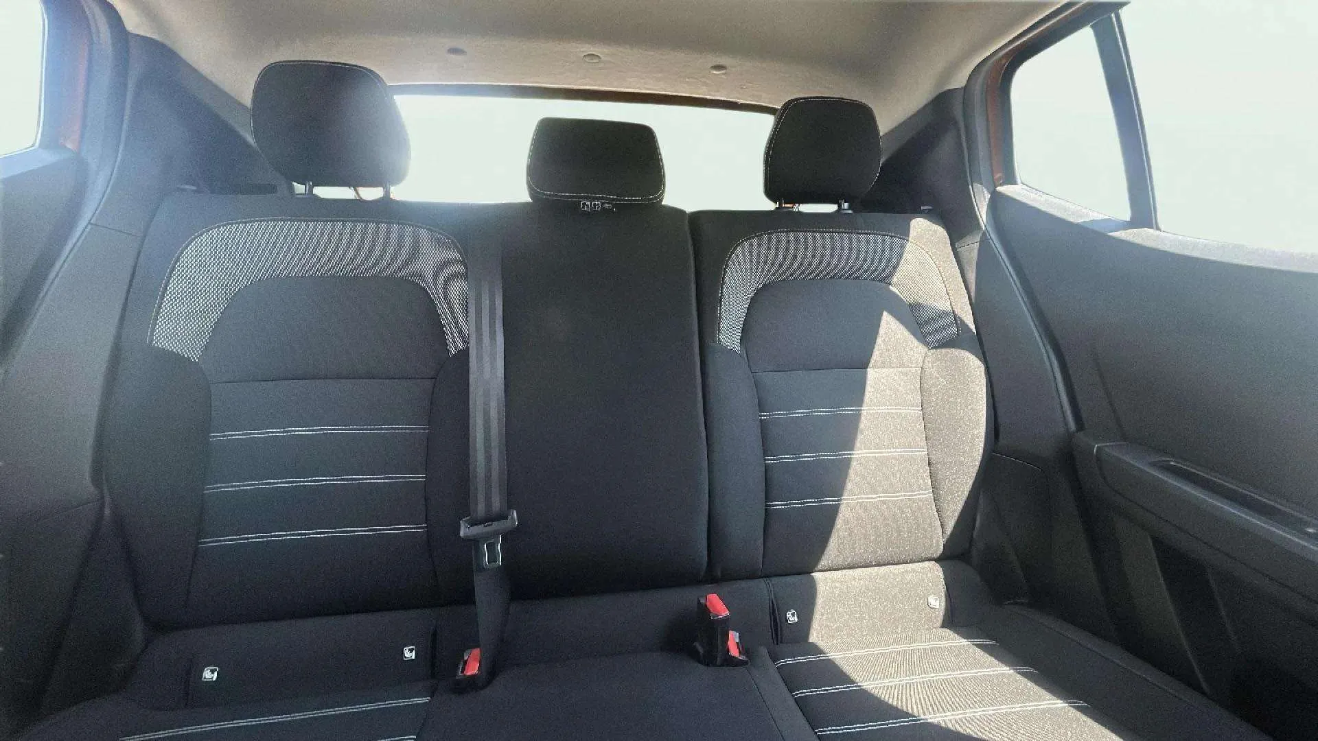 Dacia Sandero Stepway Essential TCe (90V) - foto 21