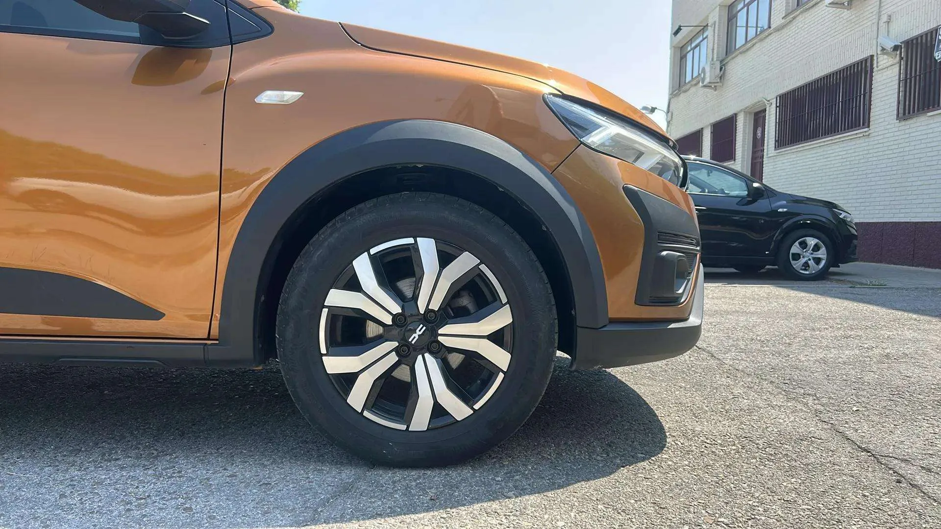 Dacia Sandero Stepway Essential TCe (90V) - foto 24