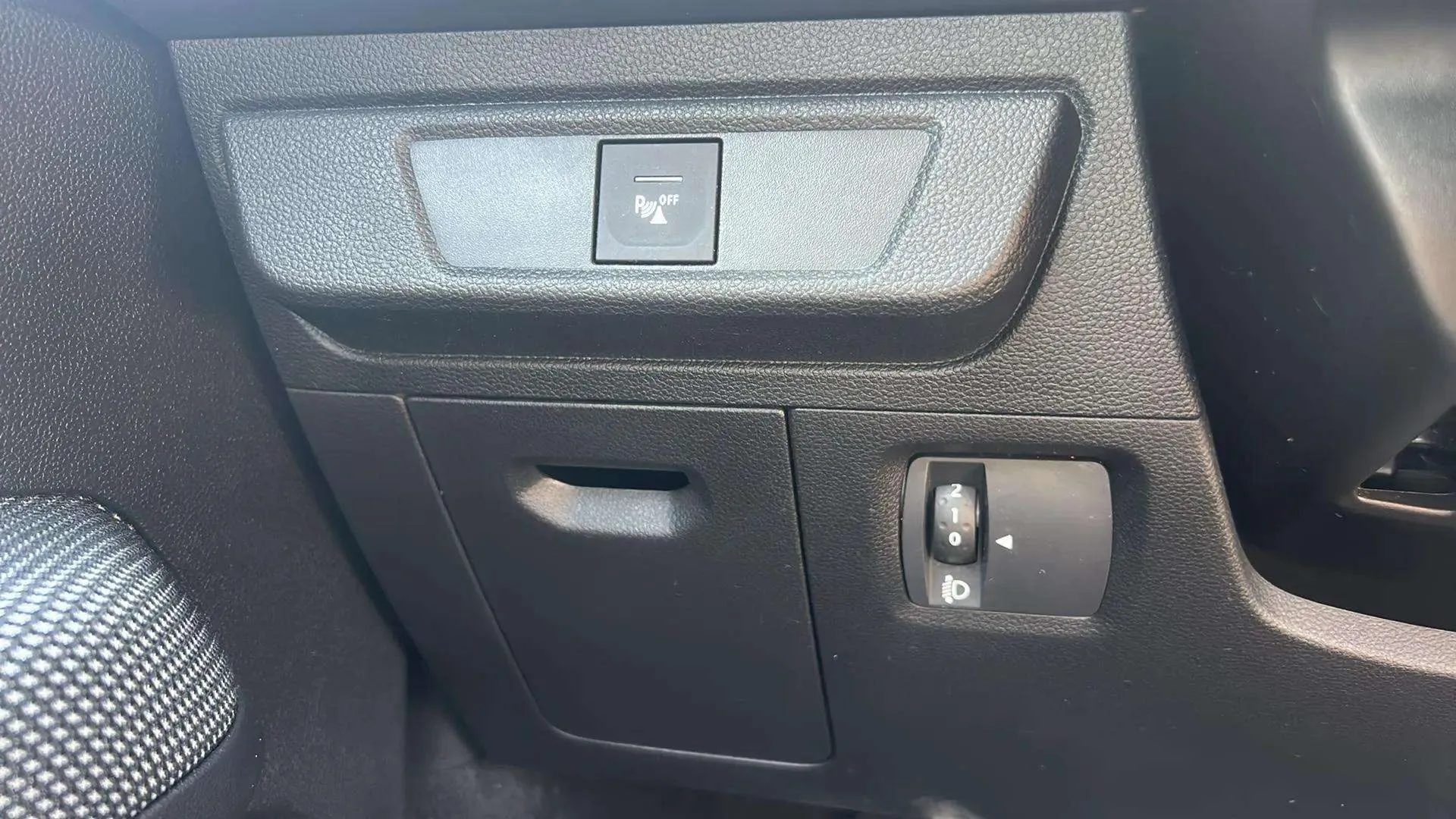 Dacia Sandero Stepway Essential TCe (90V) - foto 14