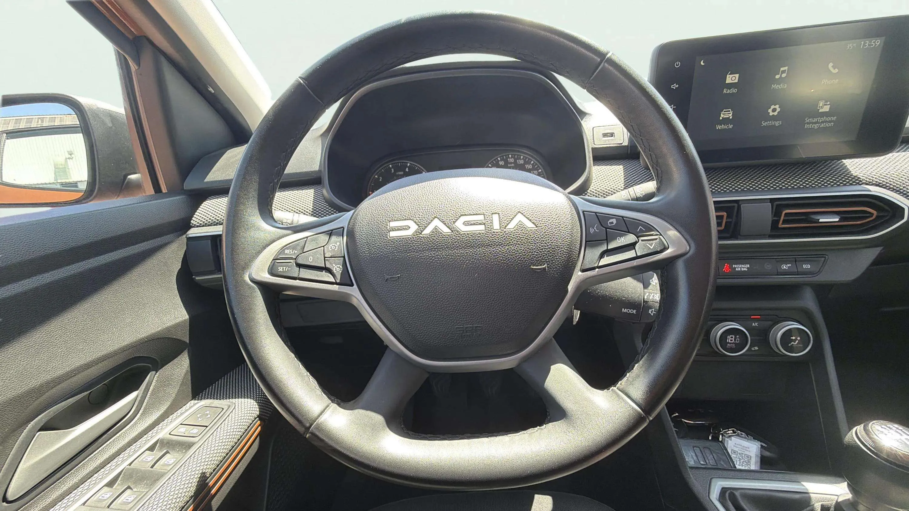 Dacia Sandero Stepway Essential TCe (90V) - foto 13