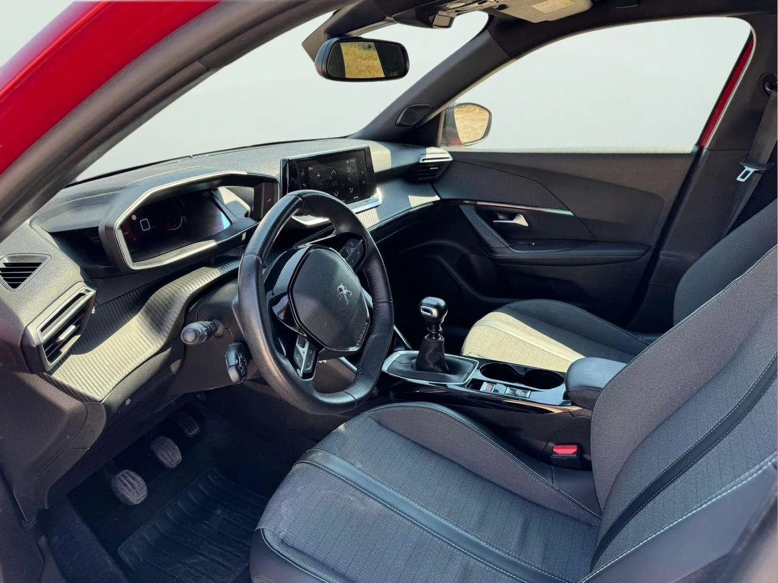 Peugeot 2008 Allure Pack PureTech 130 - foto 9