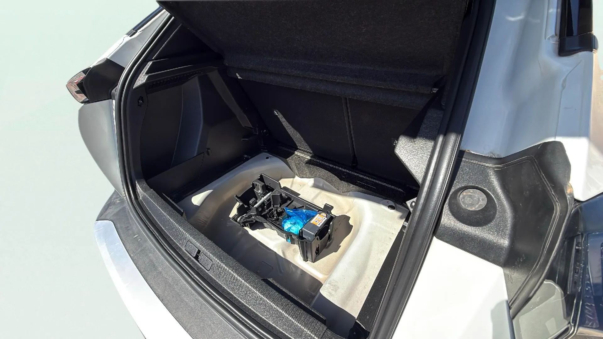 Peugeot 2008 Active Pack PureTech 100 - foto 19