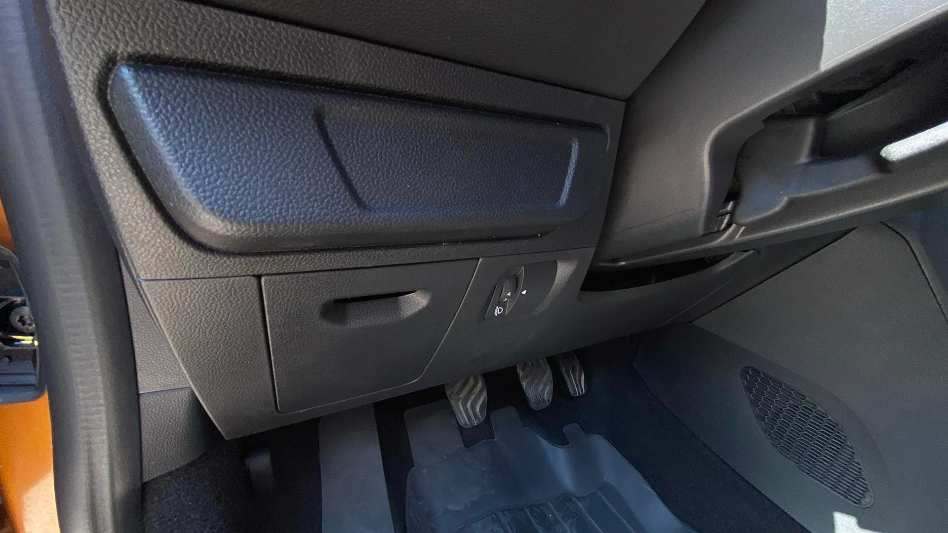 Dacia Sandero Stepway Essential TCe (90V) - foto 19