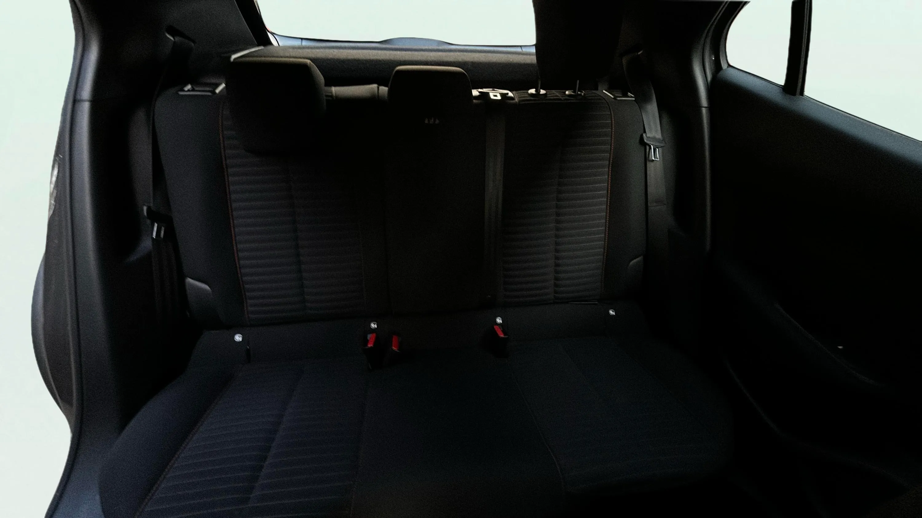 Peugeot 2008 Active Pack PureTech 130 - foto 15