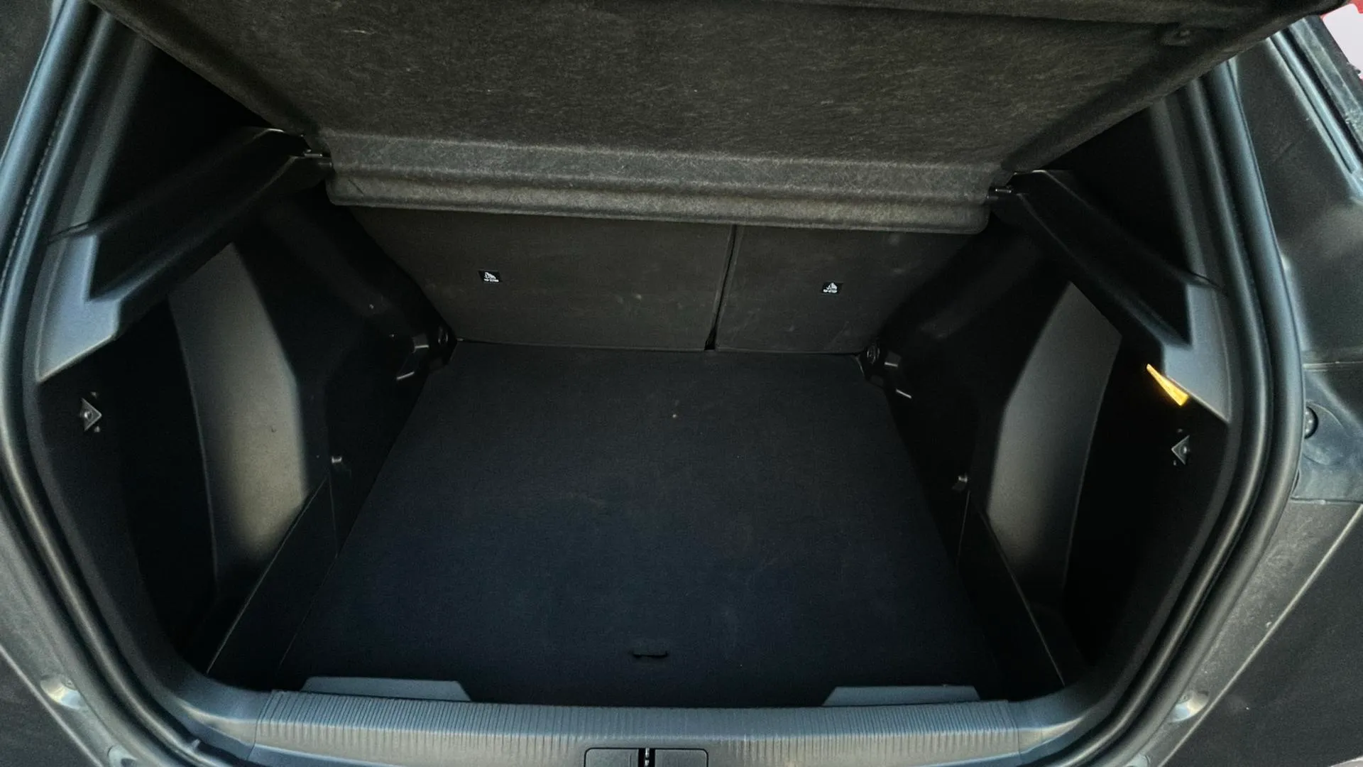 Peugeot 2008 Active Pack PureTech 130 - foto 16