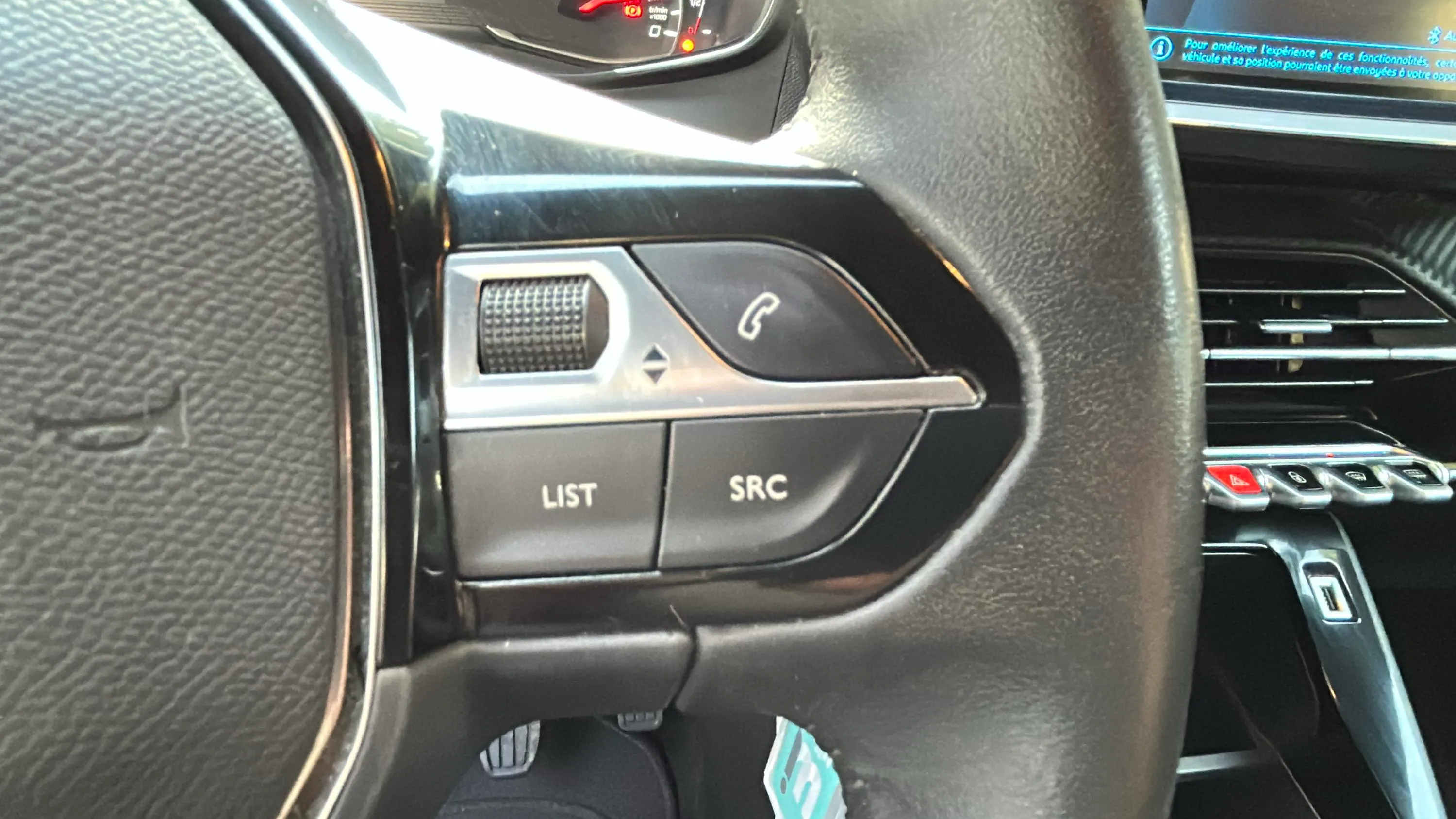 Peugeot 2008 Active Pack PureTech 130 - foto 20