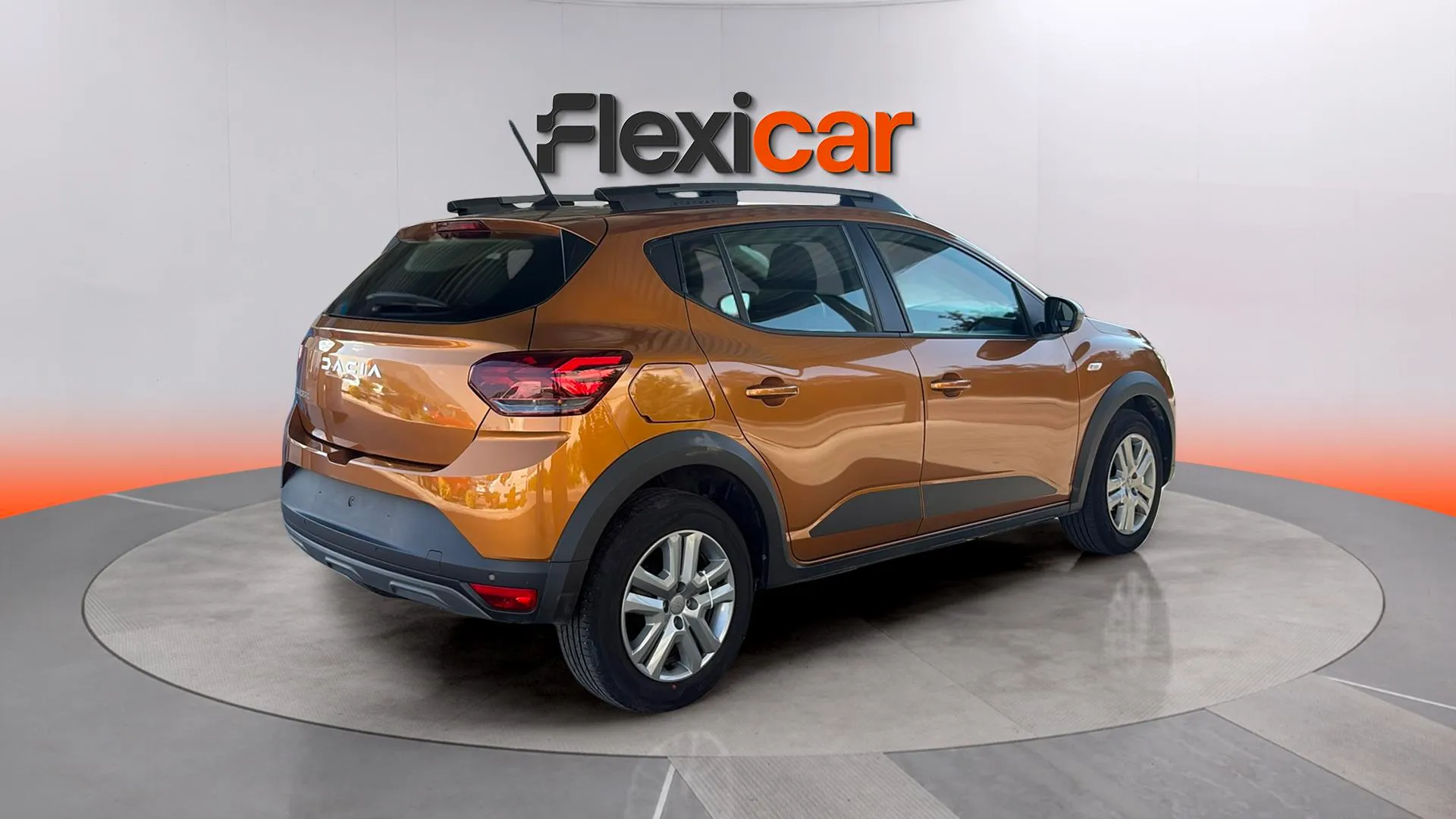 Dacia Sandero Stepway Essential TCe (90V) - foto 4