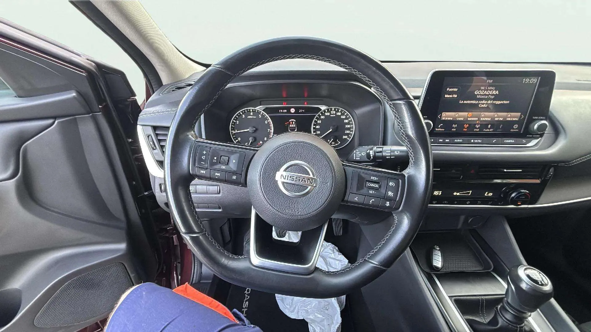 Nissan Qashqai DIG-T mHEV 4x2 Tekna - foto 18