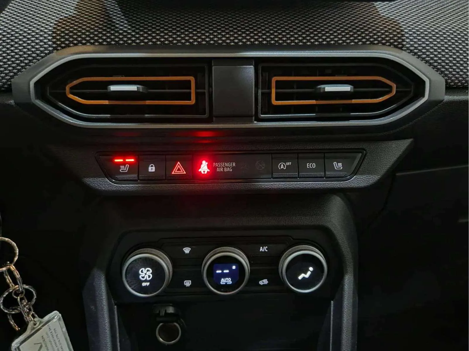 Dacia Sandero Stepway Essential TCe (90V) - foto 27