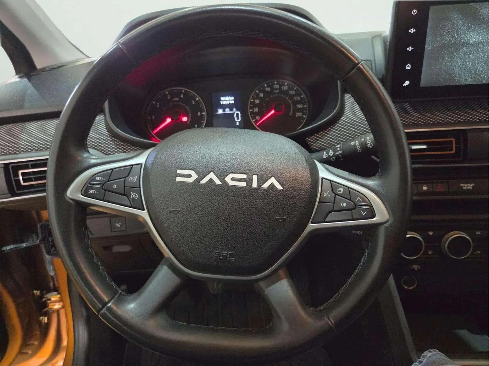 Dacia Sandero Stepway Essential TCe (90V) - foto 22