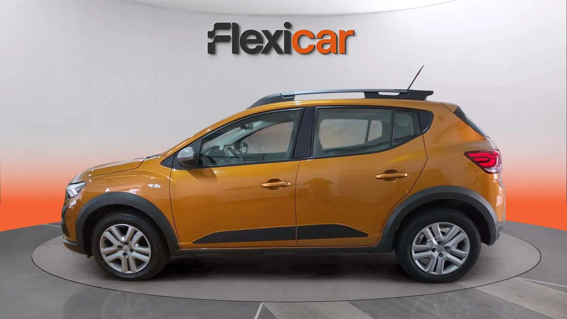 Dacia Sandero Stepway Essential TCe (90V) - foto 4