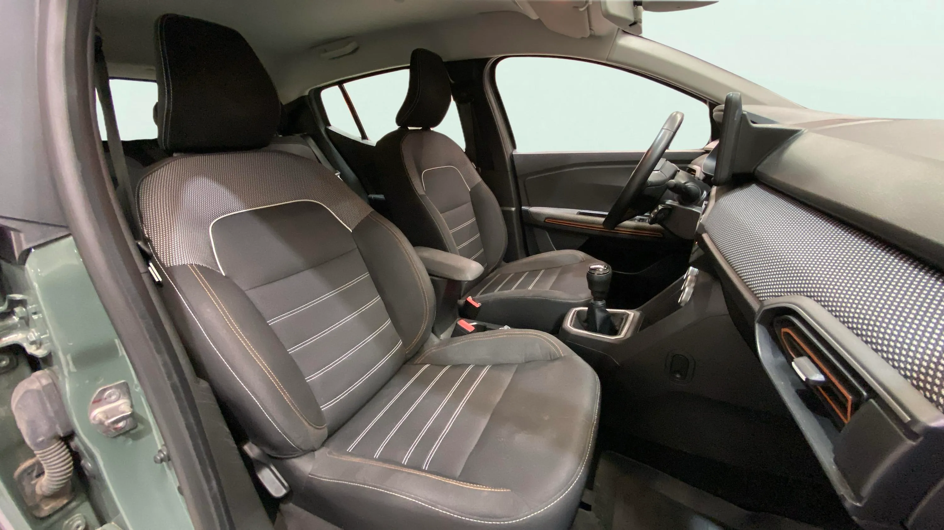 Dacia Sandero Stepway Essential TCe (90V) - foto 11