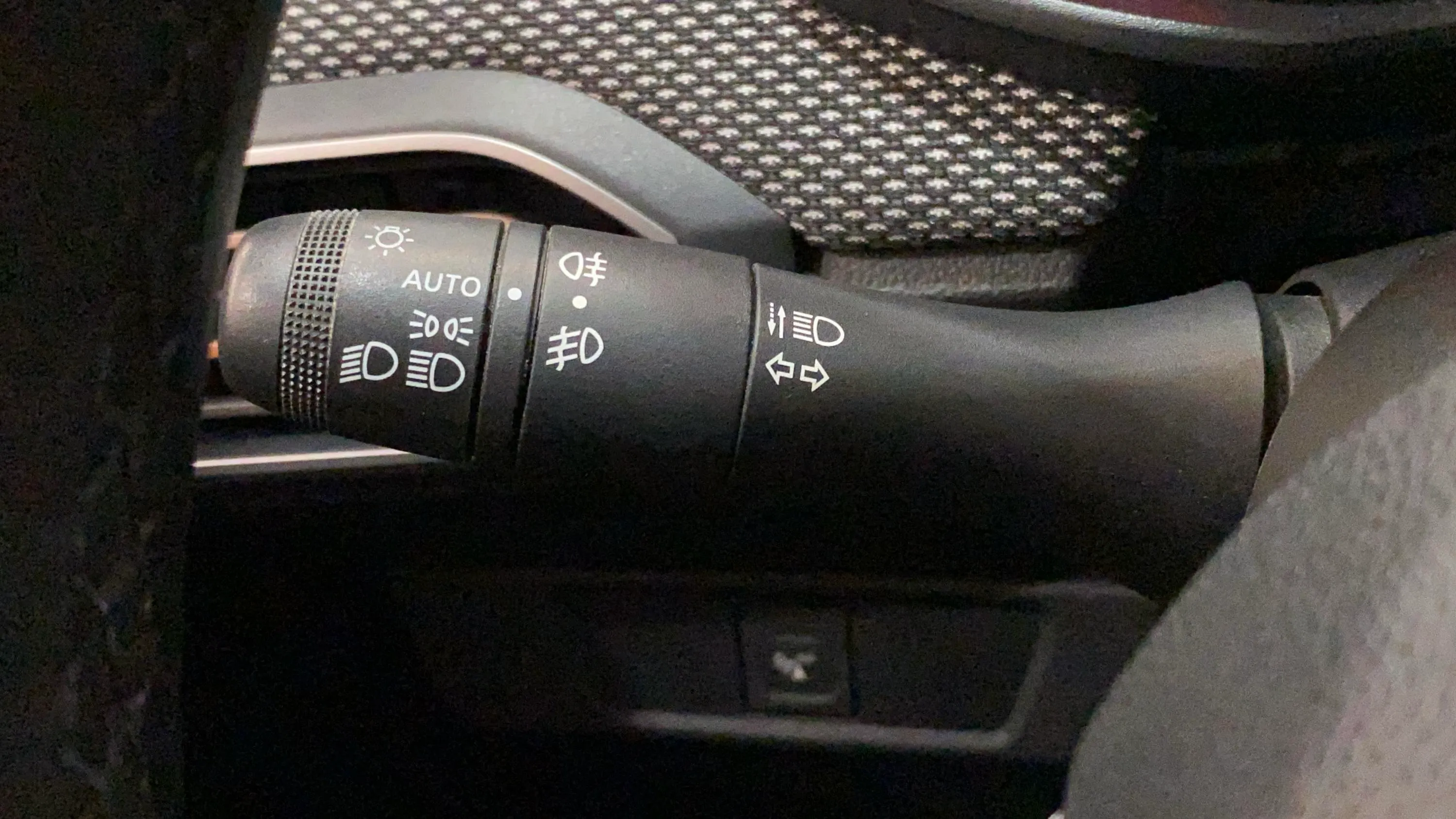 Dacia Sandero Stepway Essential TCe (90V) - foto 21