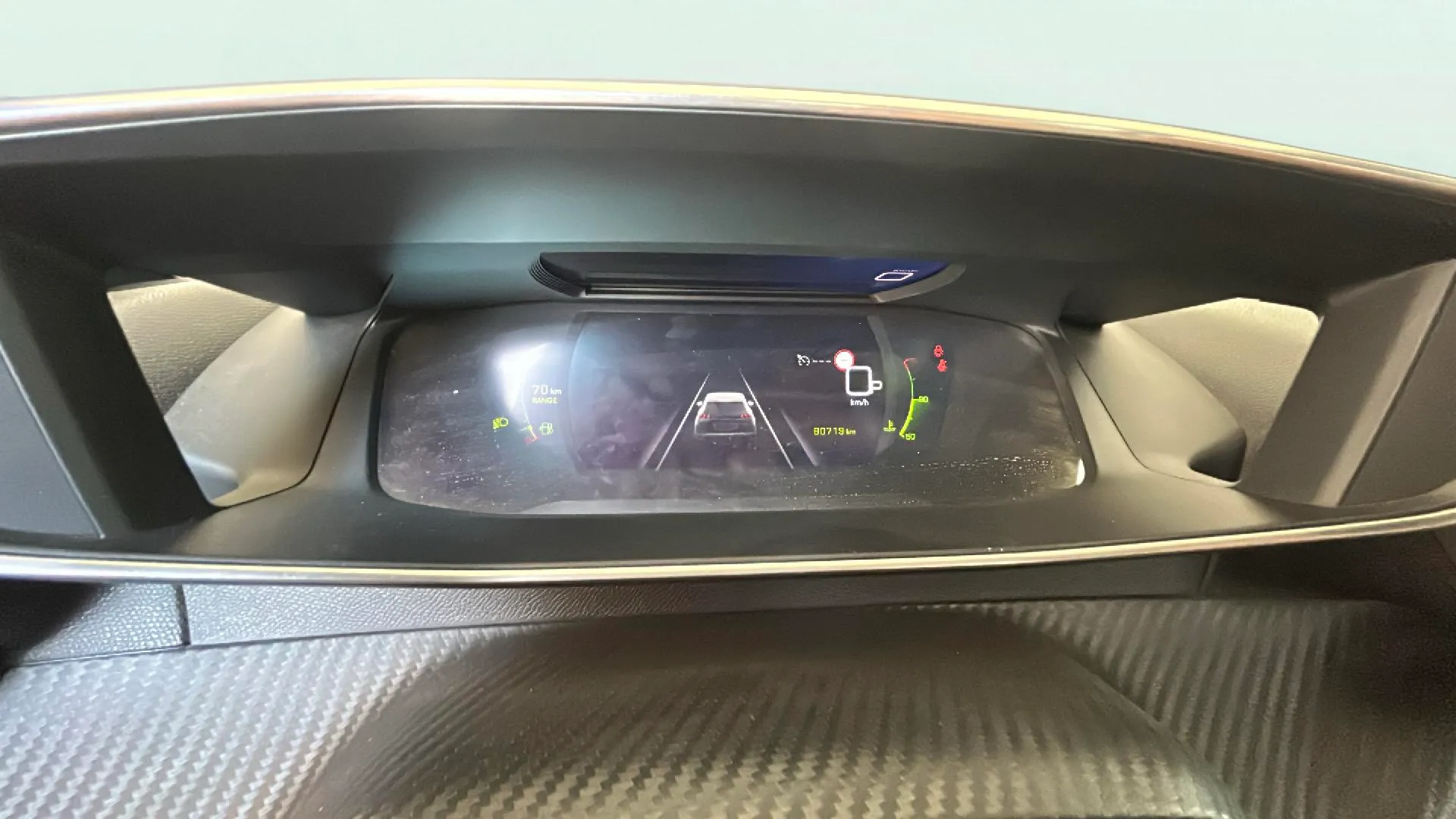 Peugeot 2008 Allure Pack PureTech 130 EAT8 - foto 8