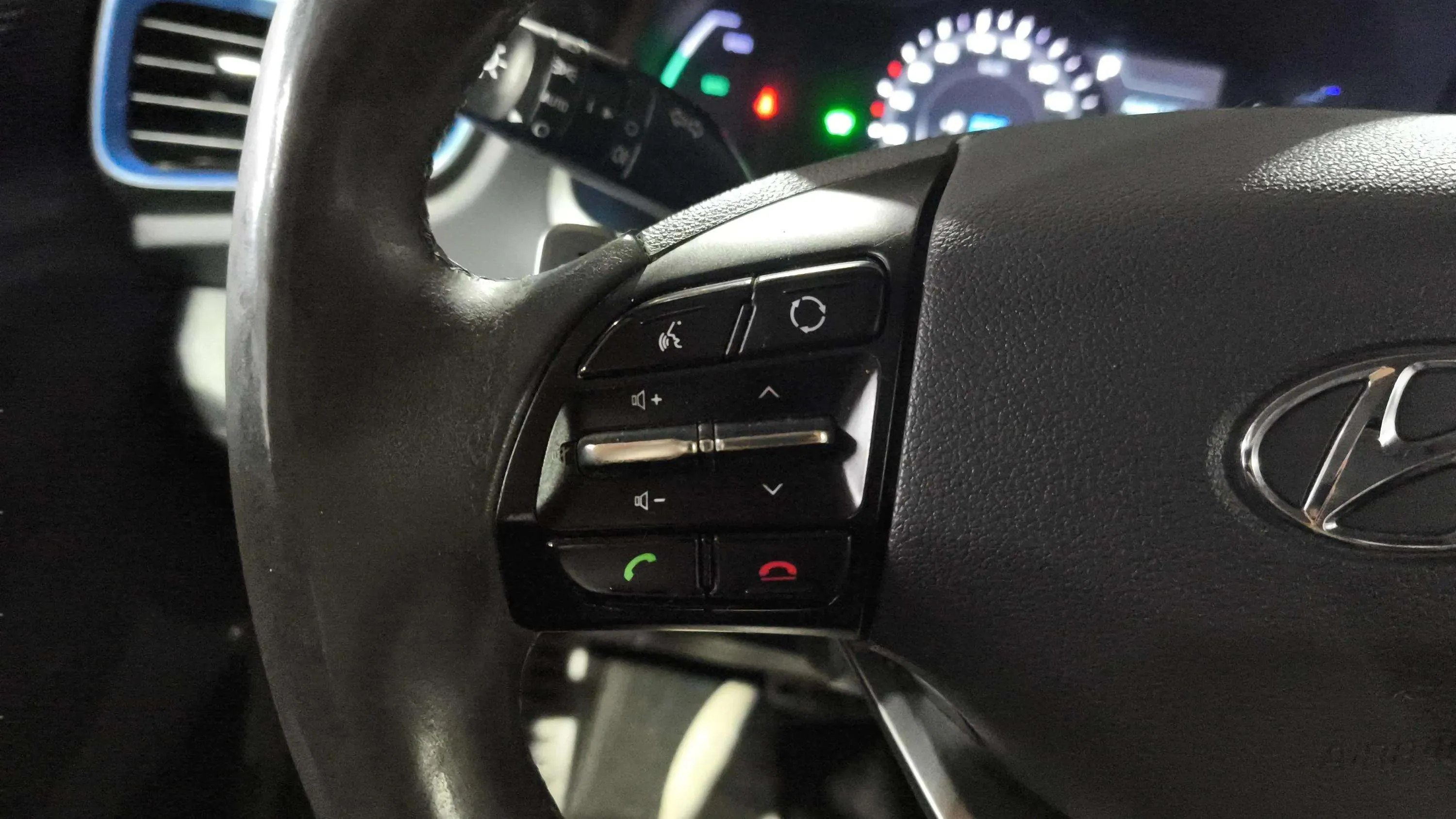 Hyundai Ioniq 1.6 GDI HEV Klass DCT - foto 21