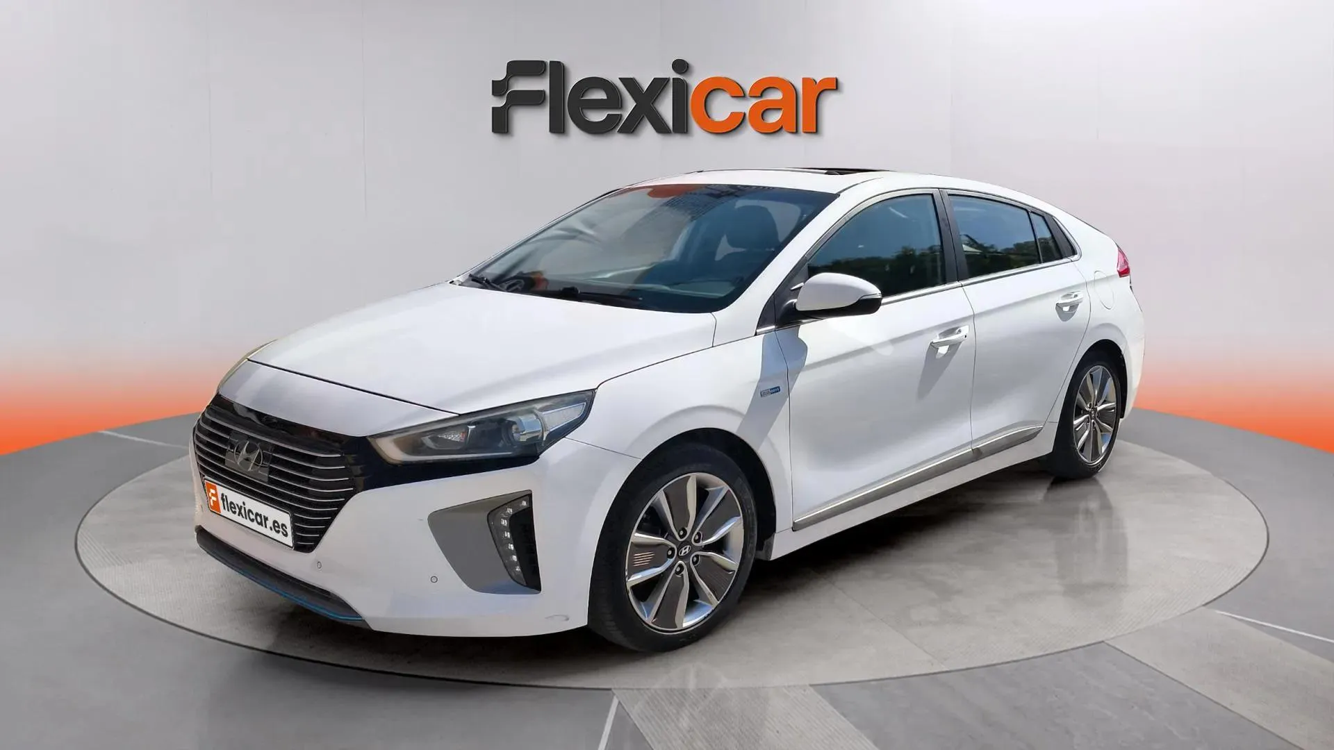 Hyundai Ioniq 1.6 GDI HEV Klass DCT - foto 2