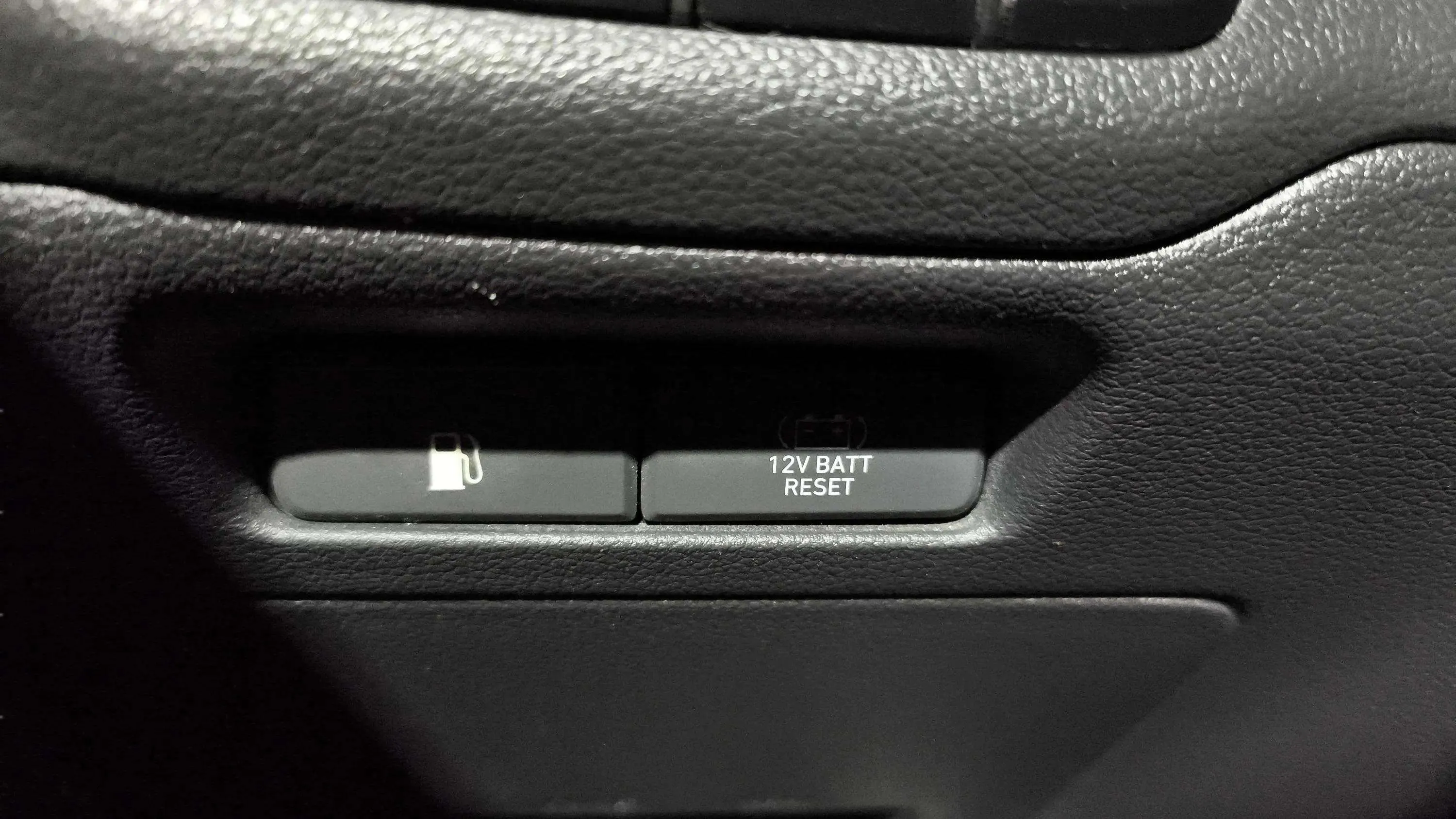 Hyundai Ioniq 1.6 GDI HEV Klass DCT - foto 24