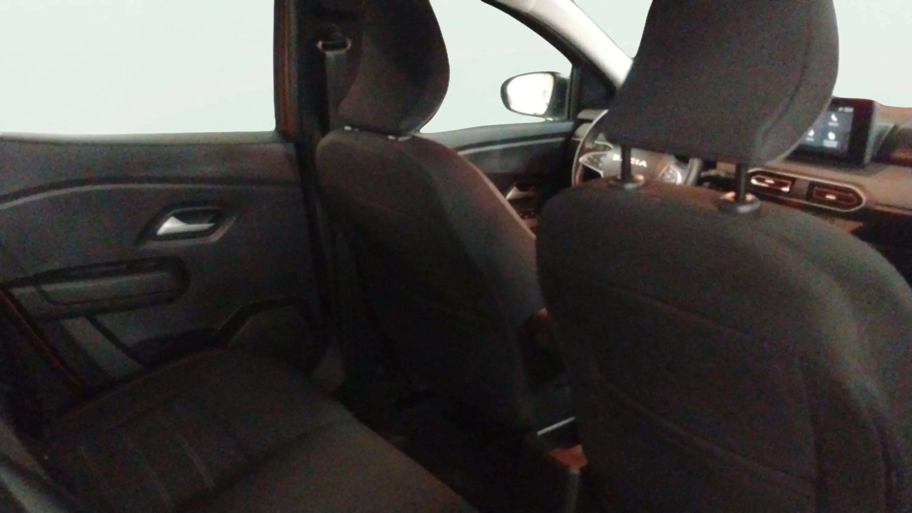Dacia Sandero Stepway Essential TCe (90V) - foto 14