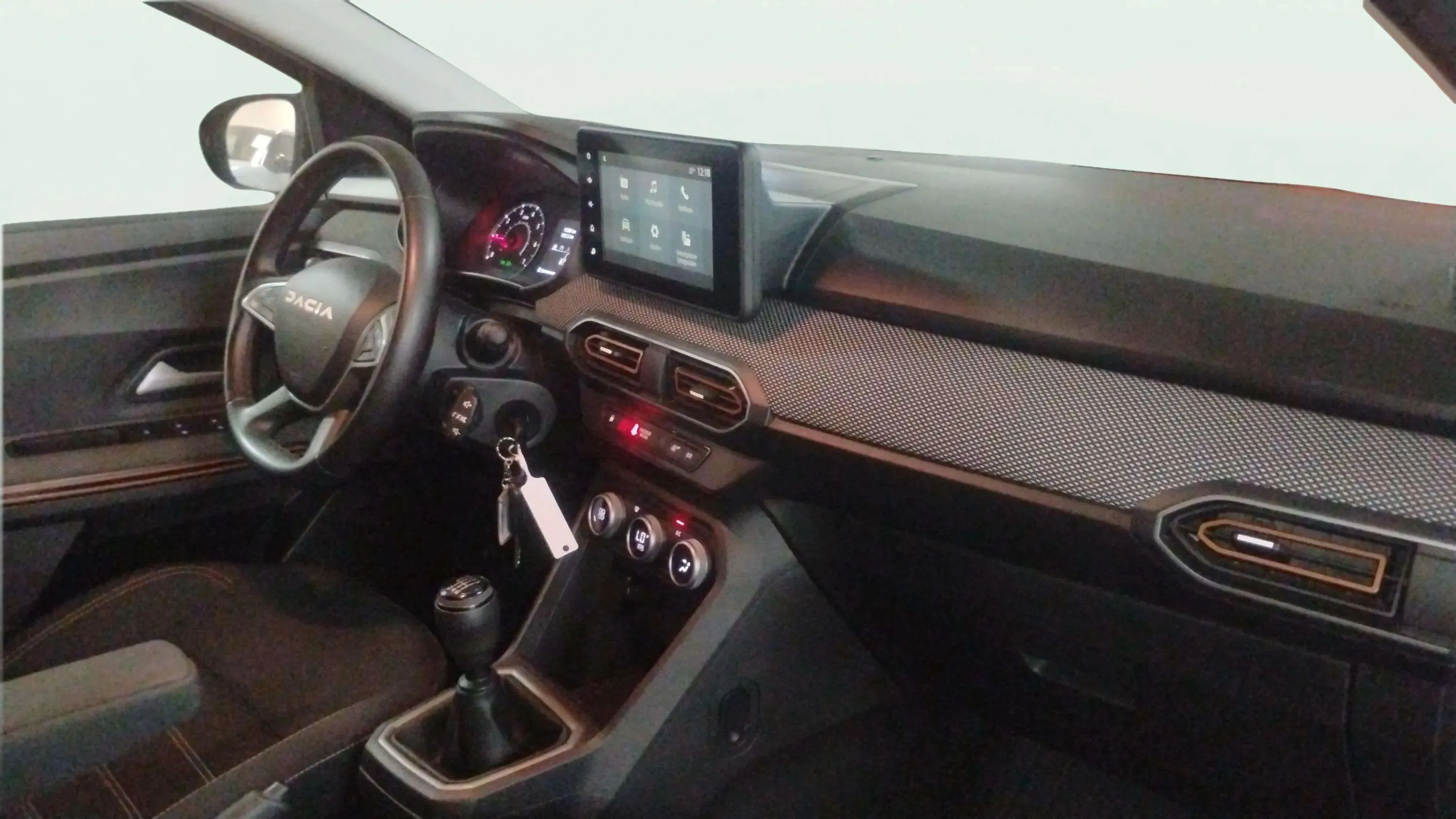Dacia Sandero Stepway Essential TCe (90V) - foto 8