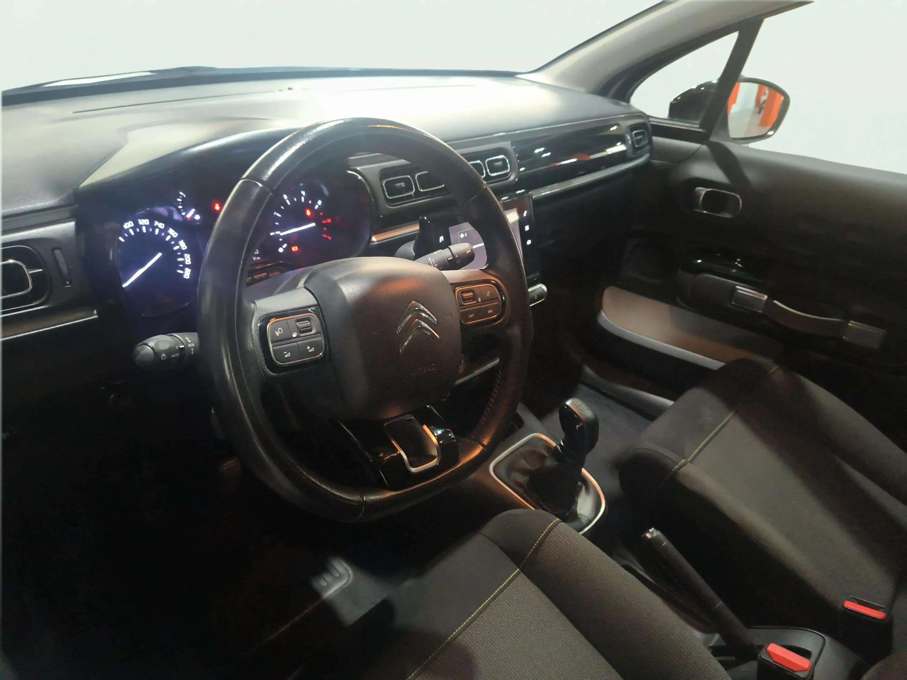 Citroën C3 PureTech Feel - foto 17