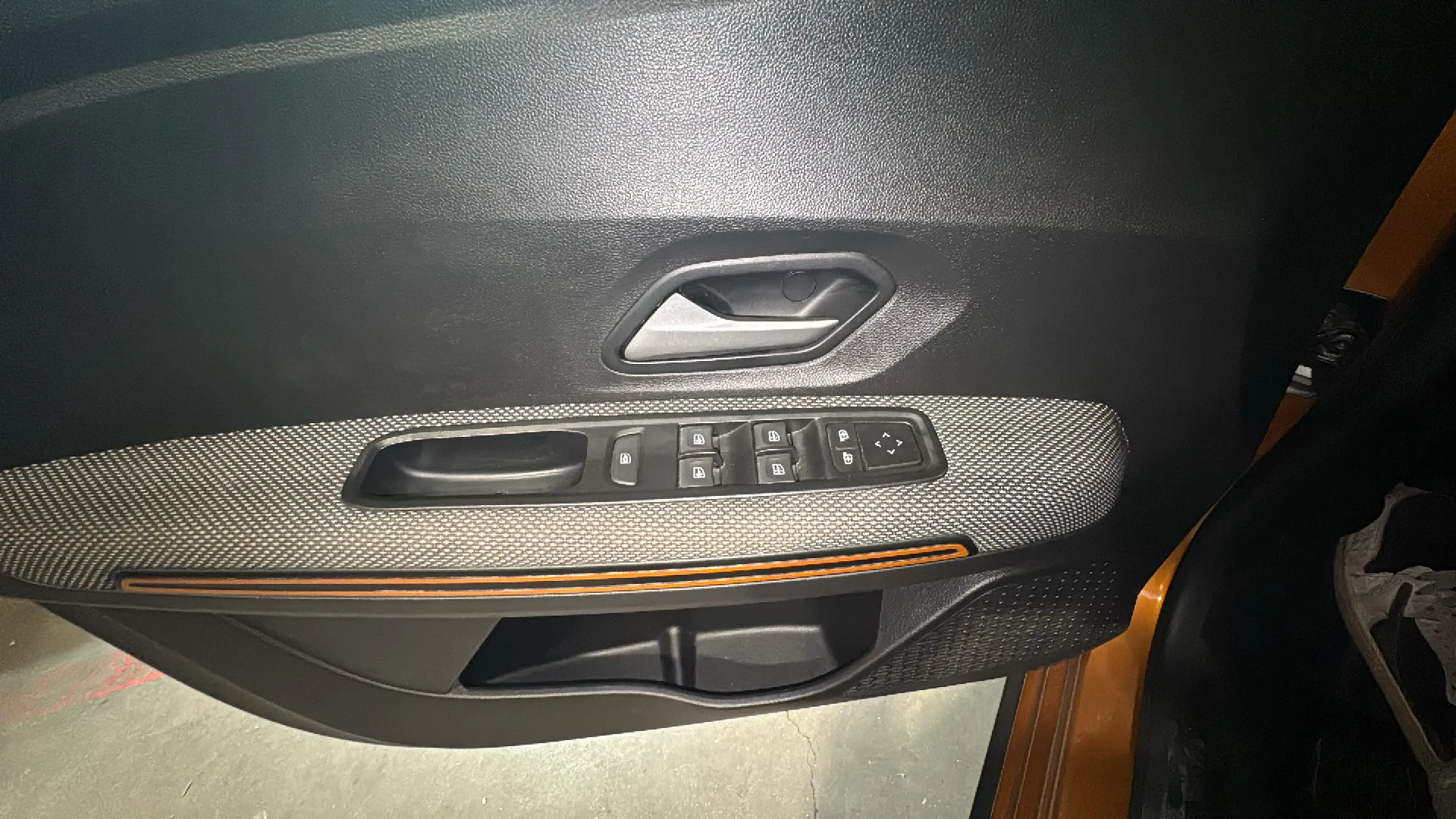 Dacia Sandero Stepway Essential TCe (90V) - foto 18