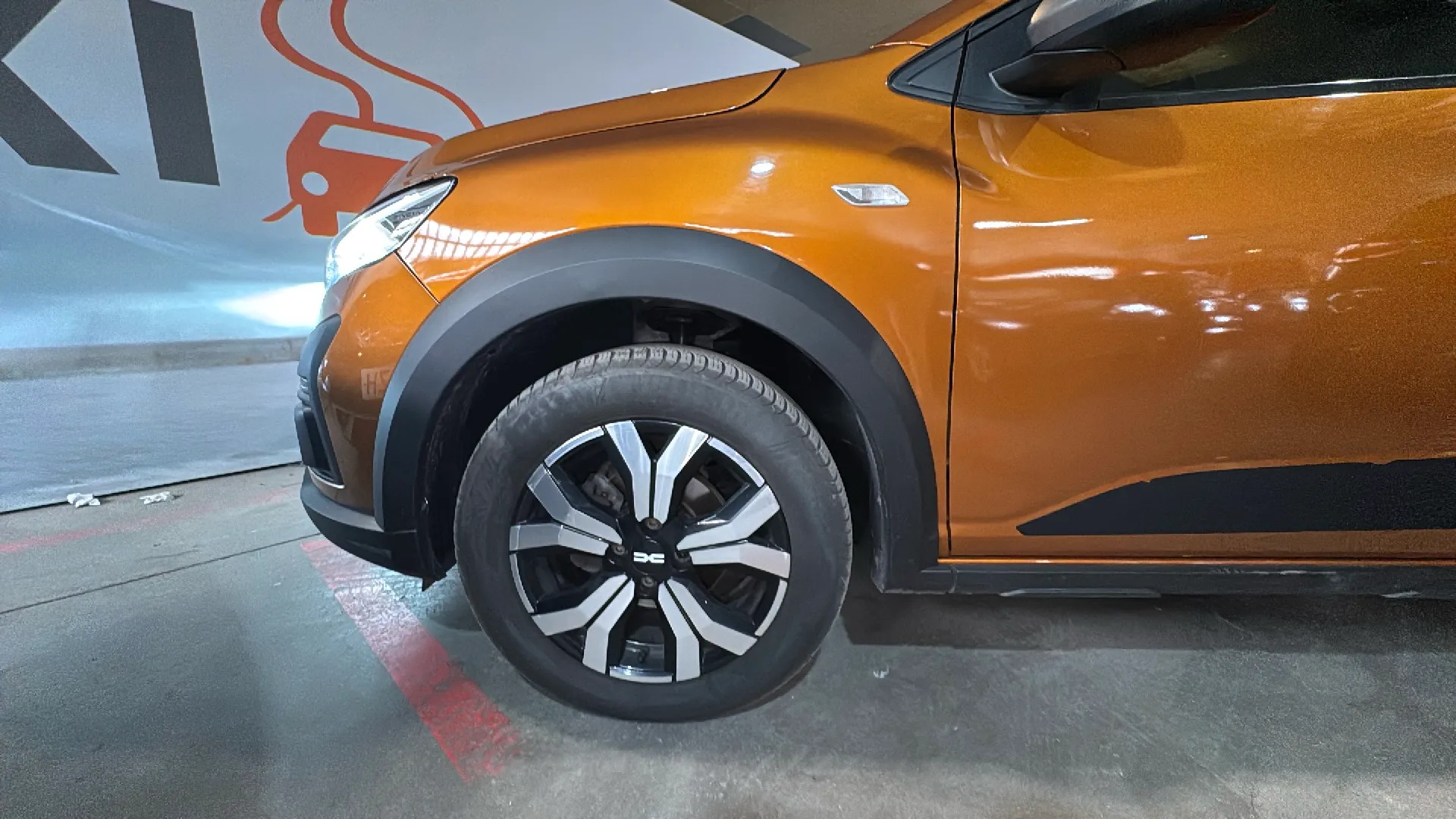 Dacia Sandero Stepway Essential TCe (90V) - foto 14