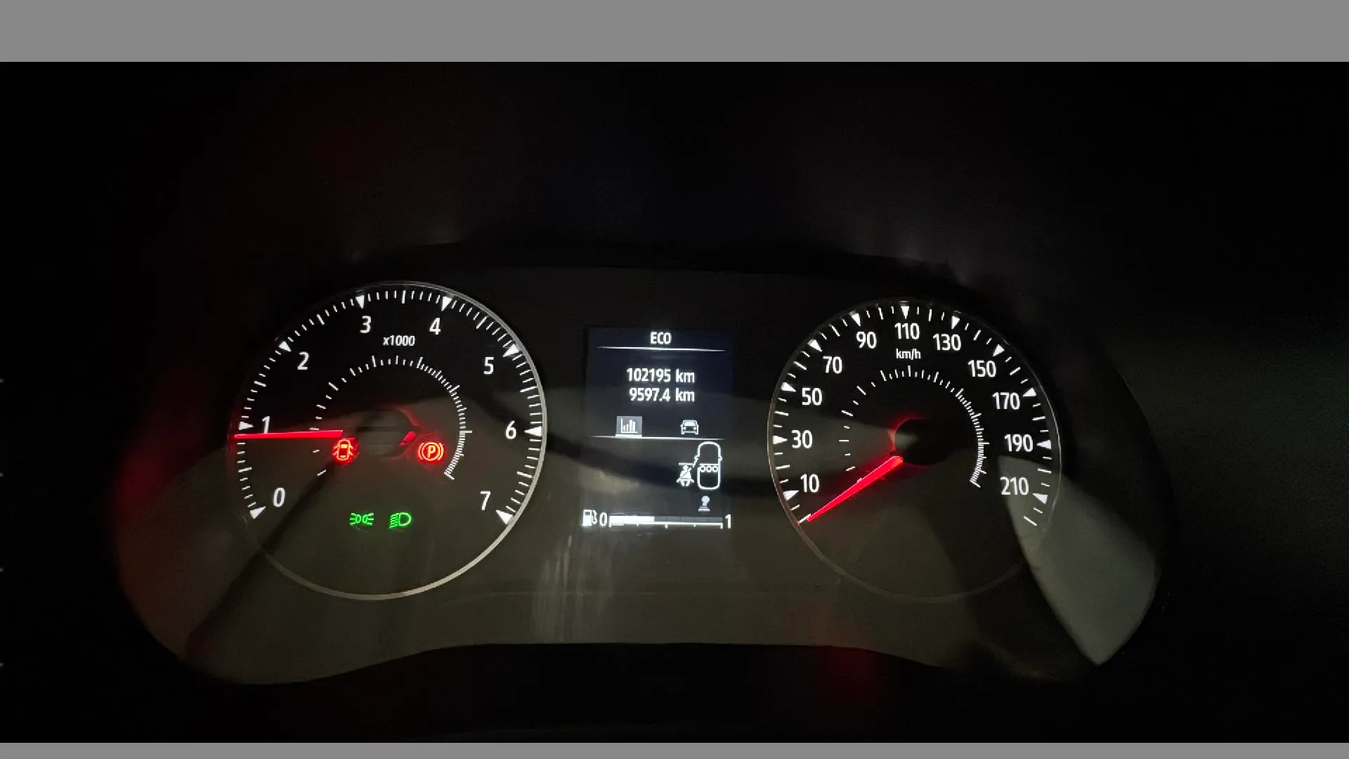 Dacia Sandero Stepway Essential TCe (90V) - foto 8