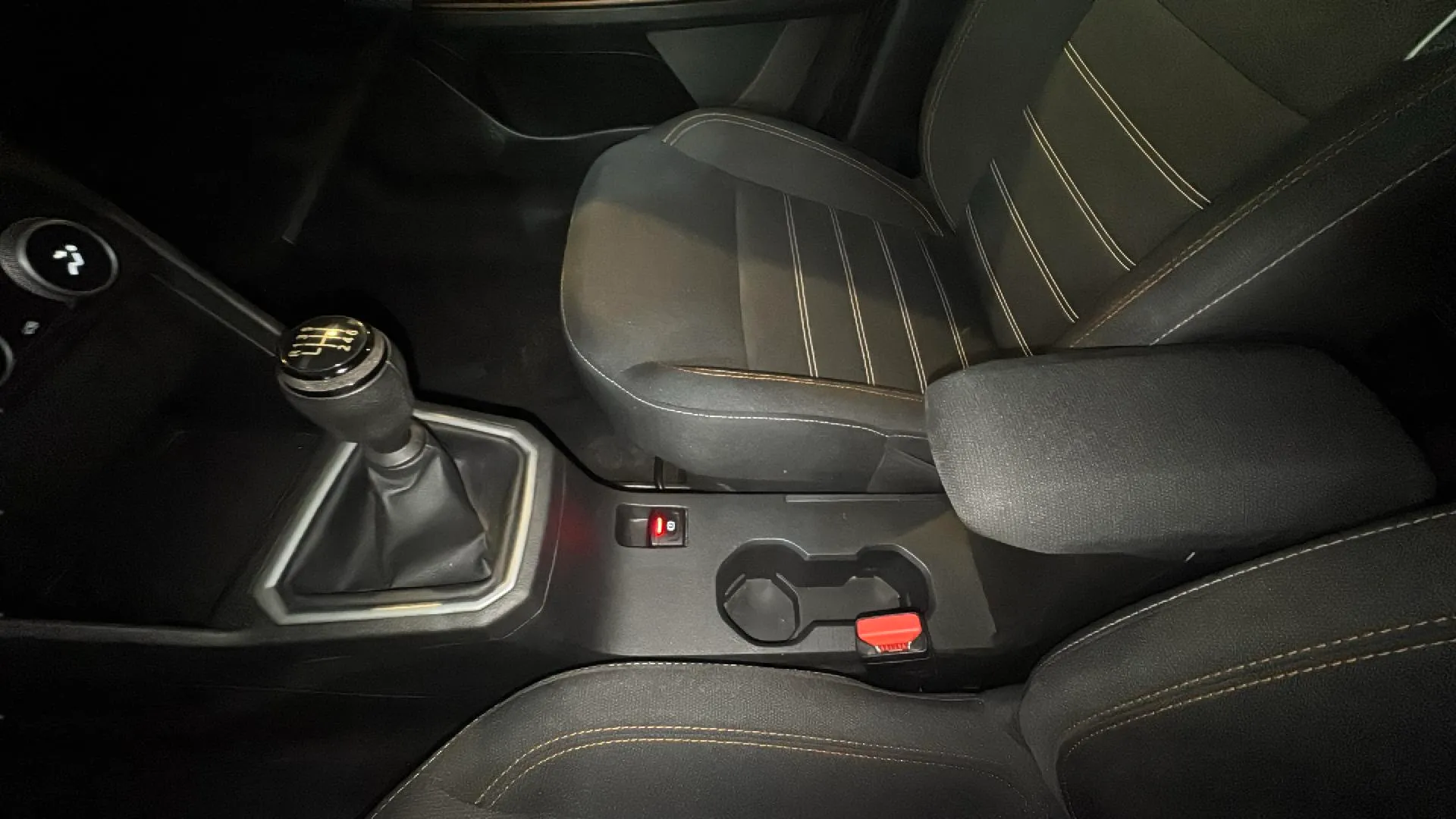 Dacia Sandero Stepway Essential TCe (90V) - foto 23