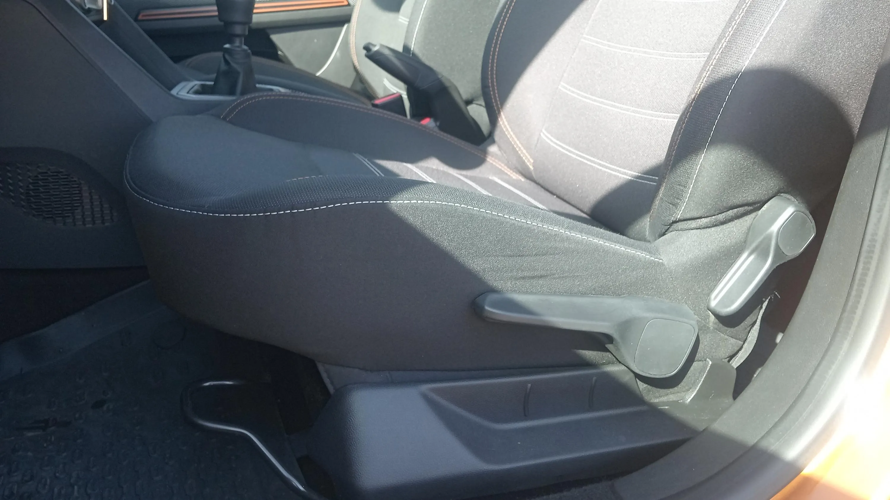 Dacia Sandero Stepway Essential TCe (90V) - foto 22