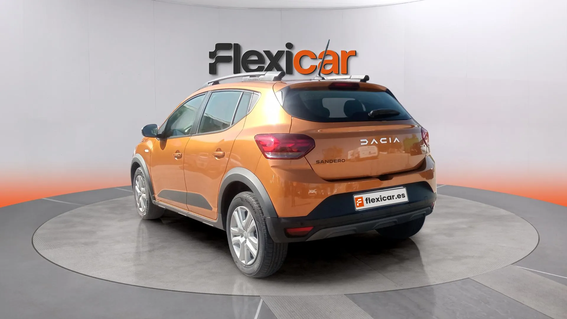 Dacia Sandero Stepway Essential TCe (90V) - foto 8