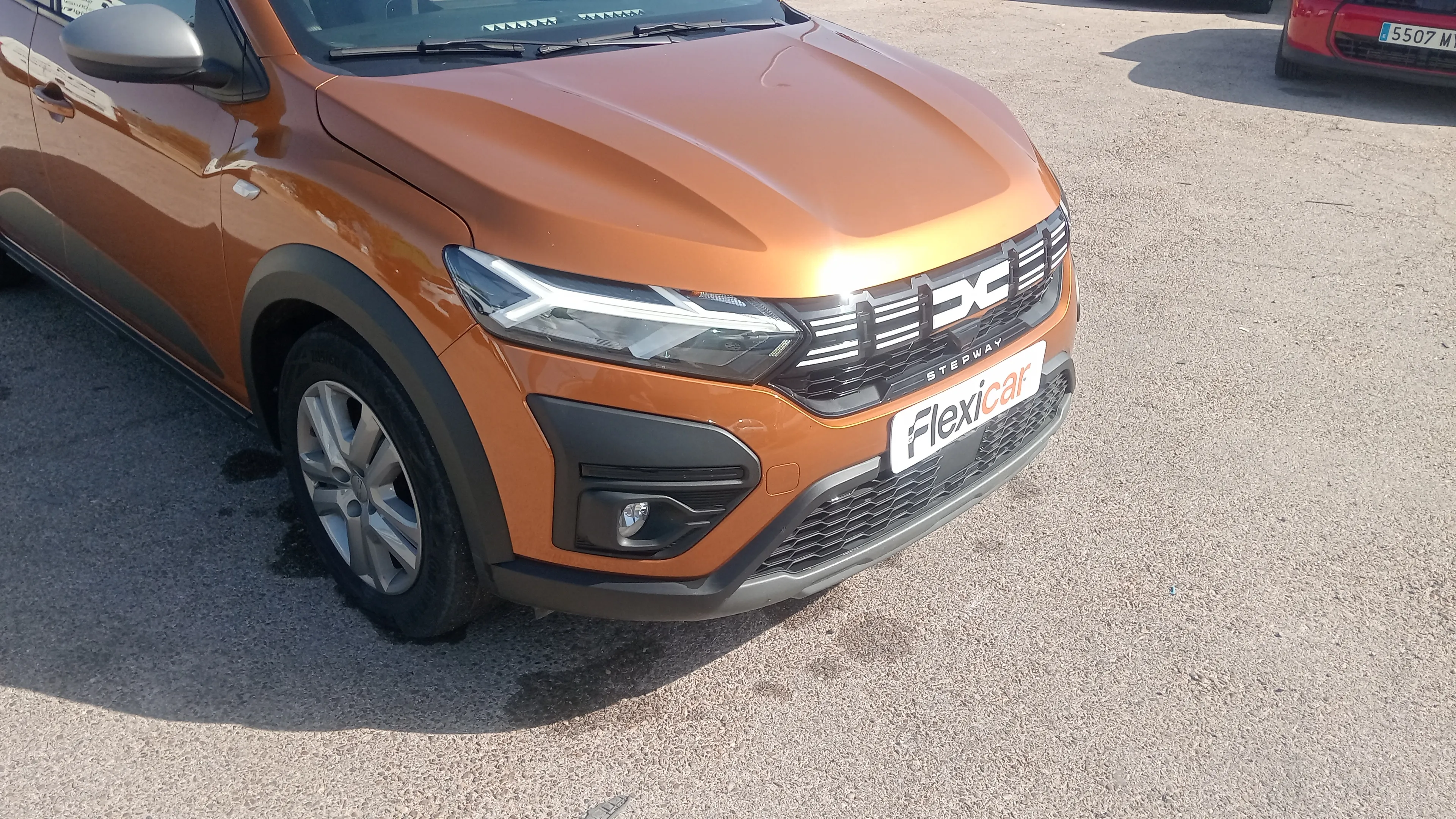 Dacia Sandero Stepway Essential TCe (90V) - foto 14