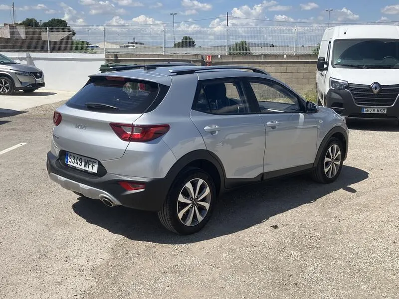 Kia Stonic 1.0 T-GDi MHEV iMT Concept - foto 5