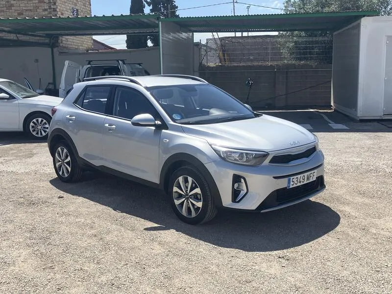 Kia Stonic 1.0 T-GDi MHEV iMT Concept - foto 7