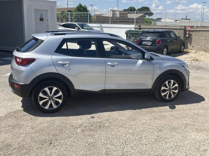 Kia Stonic 1.0 T-GDi MHEV iMT Concept - foto 6