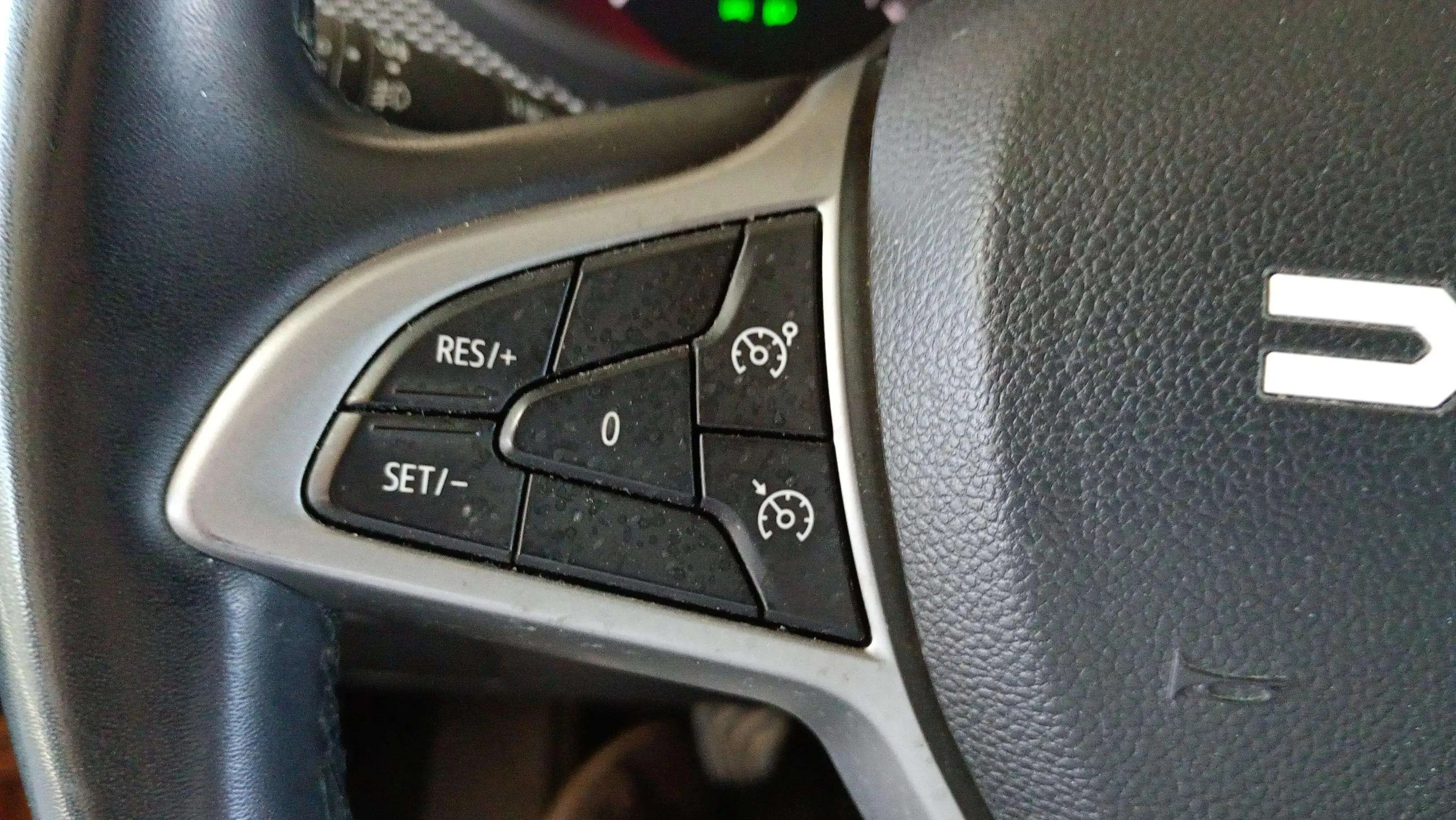 Dacia Sandero Stepway Essential TCe (90V) - foto 24