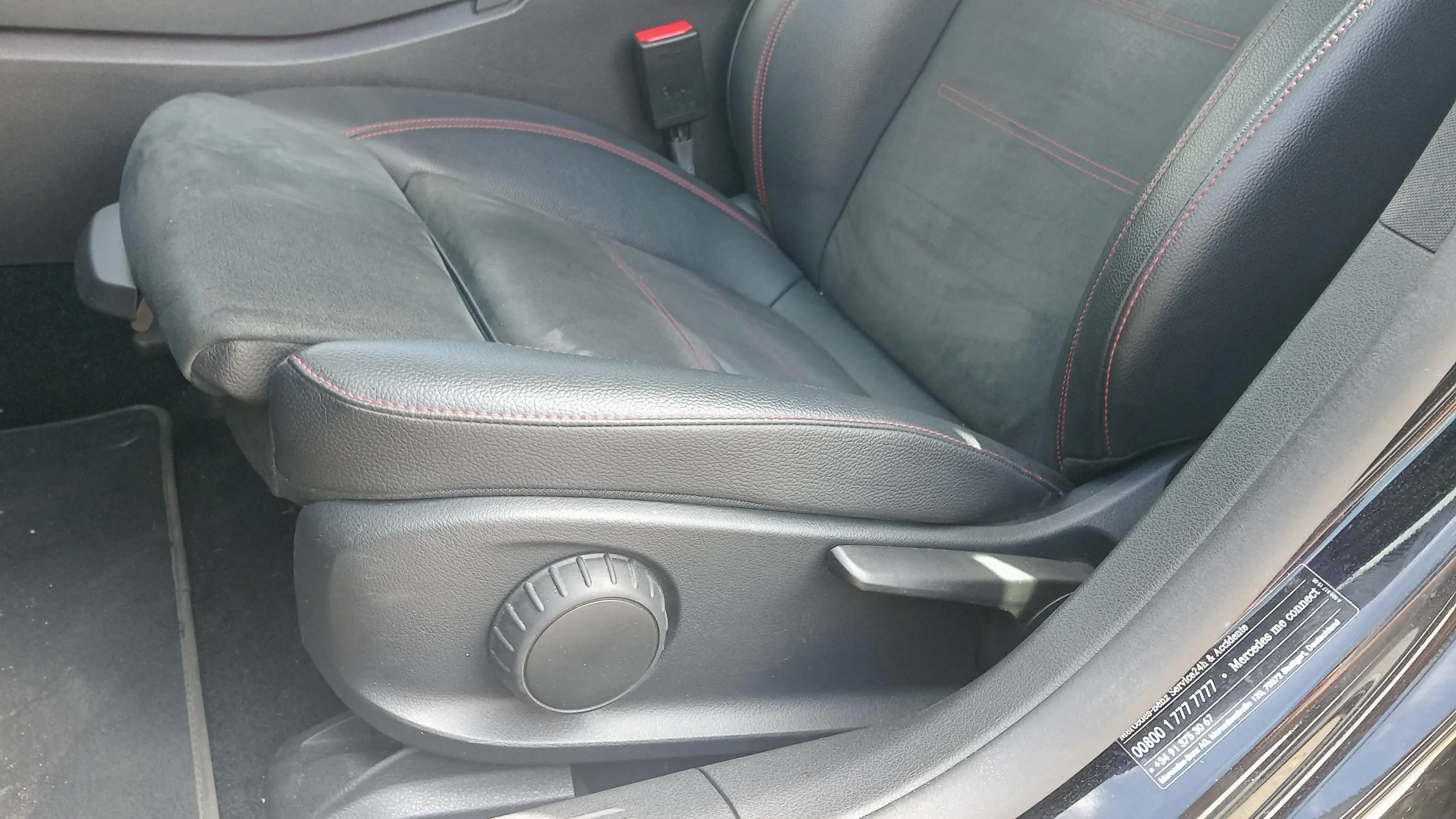 Mercedes-Benz CLA 200 - foto 20