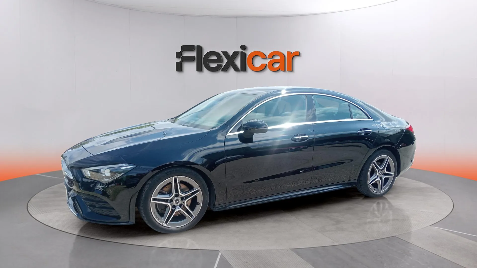 Mercedes-Benz CLA 200 - foto 5