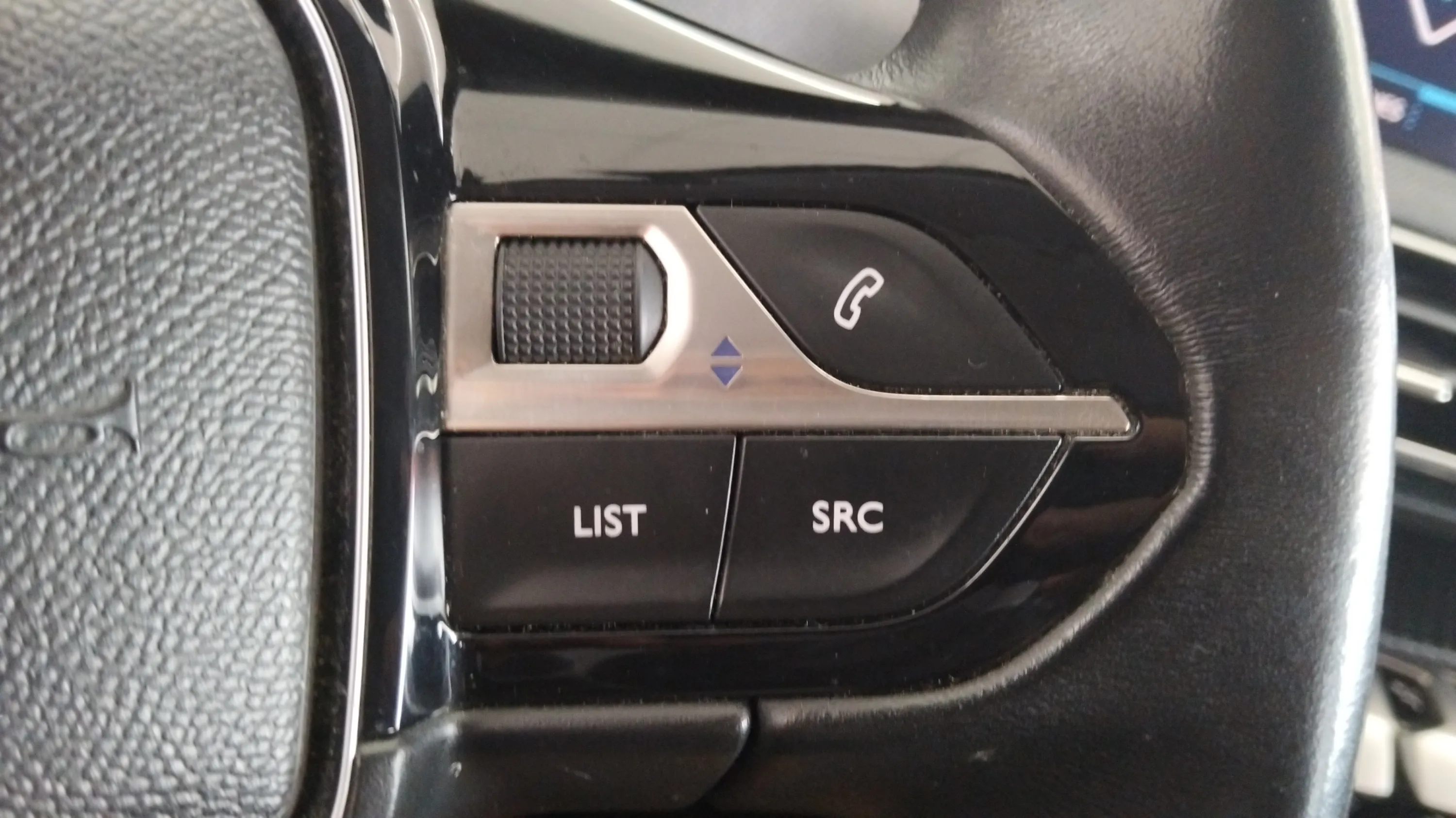 Peugeot 5008 Active 1.6L BlueHDi - foto 18