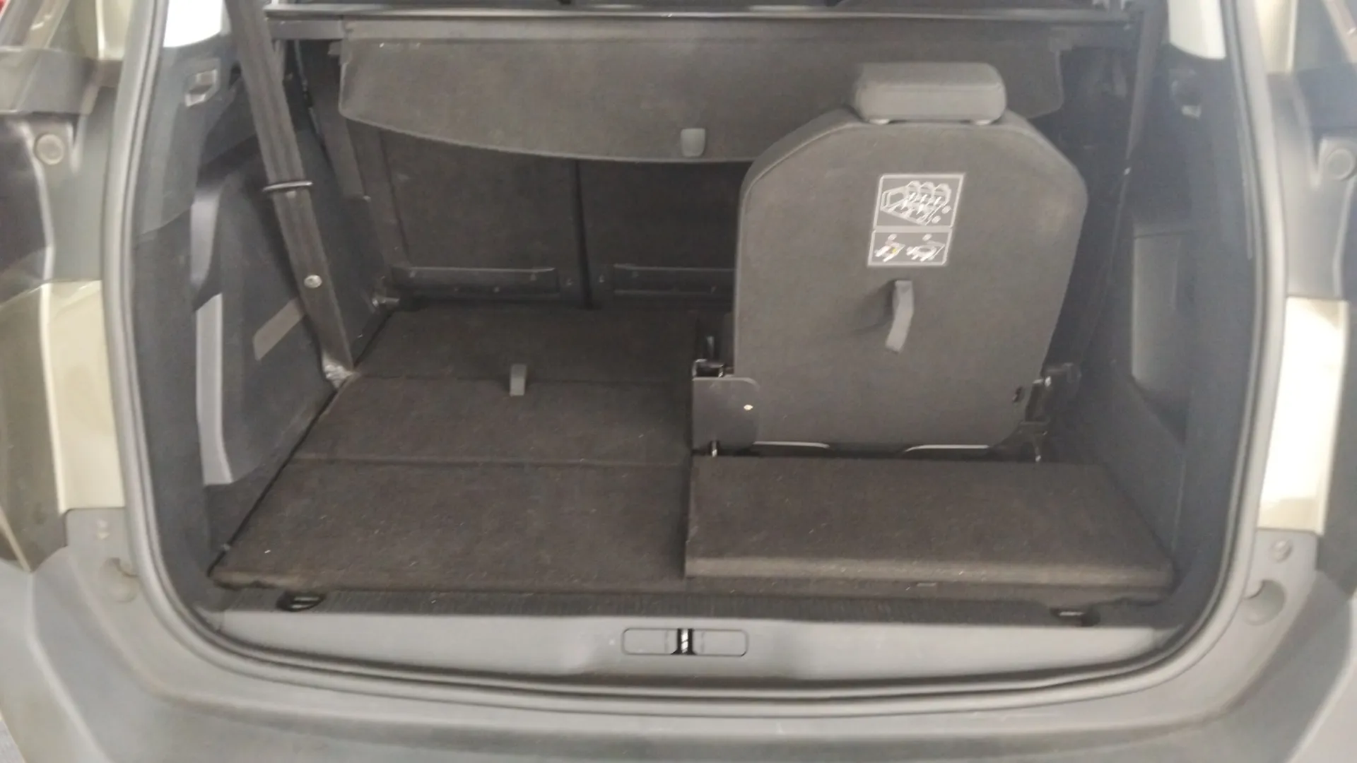 Peugeot 5008 Active 1.6L BlueHDi - foto 16