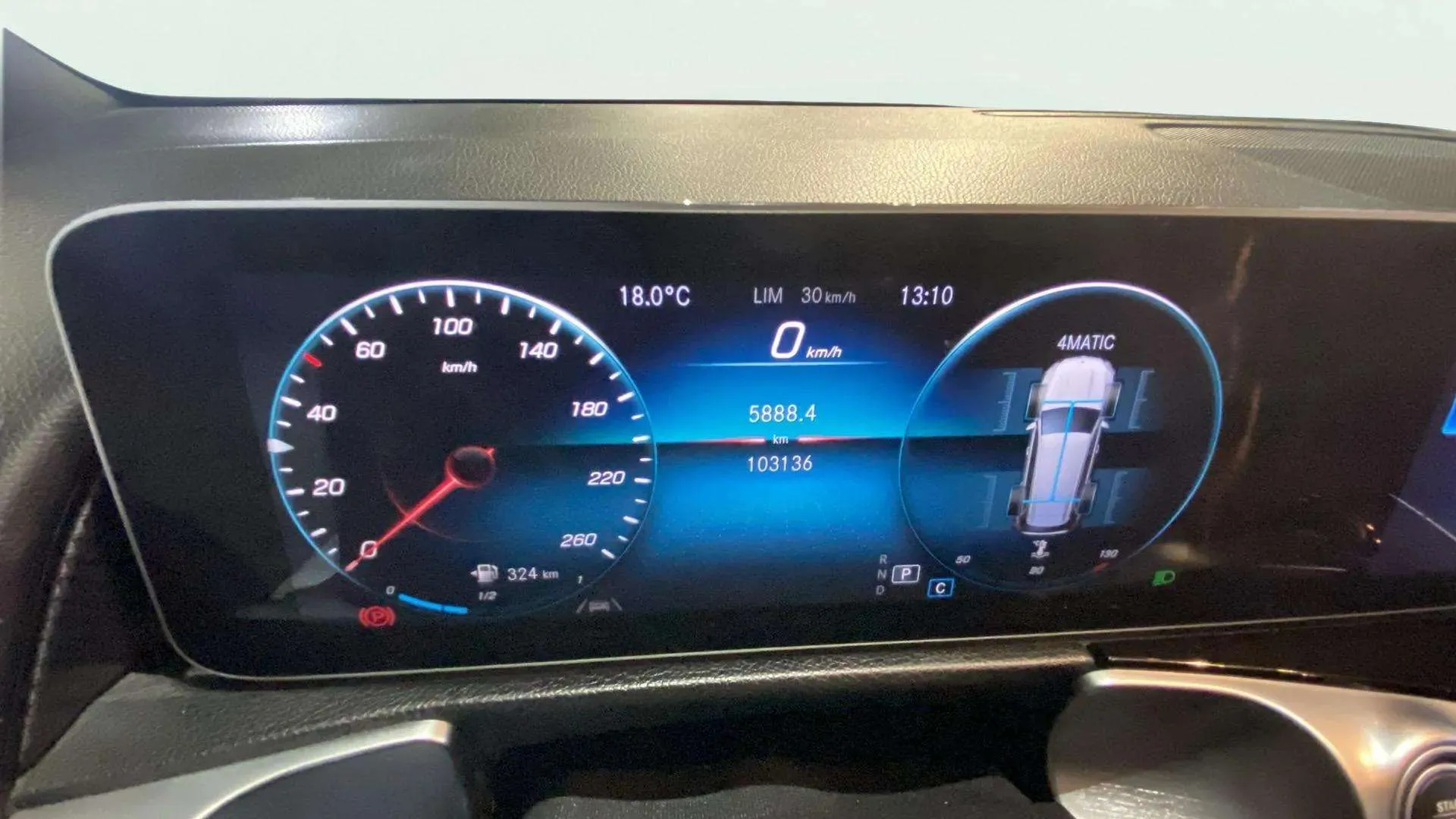 Mercedes-Benz GLB 2.0 GLB 220 D 4MATIC DCT - foto 32