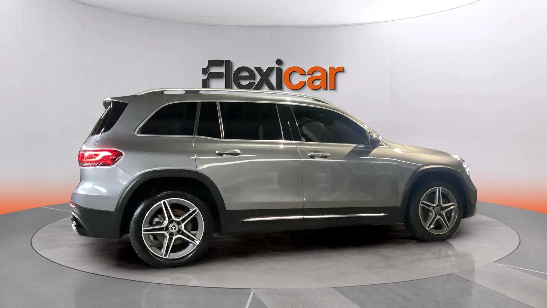 Mercedes-Benz GLB 2.0 GLB 220 D 4MATIC DCT - foto 6