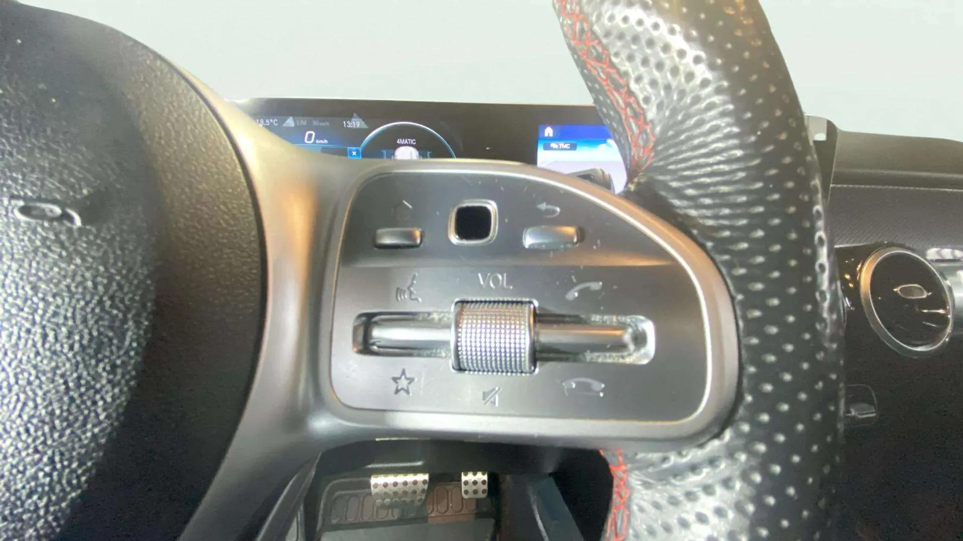Mercedes-Benz GLB 2.0 GLB 220 D 4MATIC DCT - foto 21