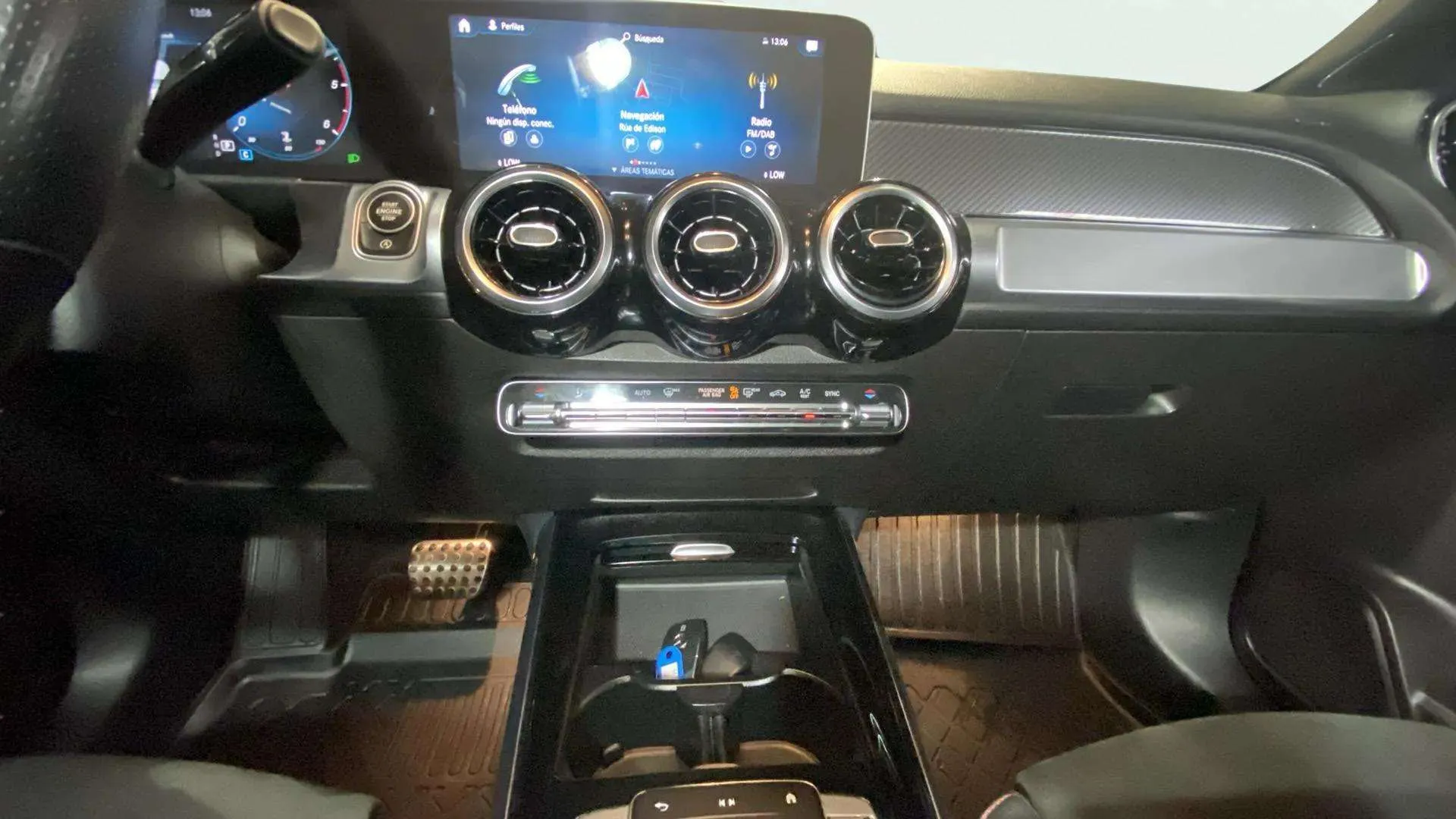Mercedes-Benz GLB 2.0 GLB 220 D 4MATIC DCT - foto 10