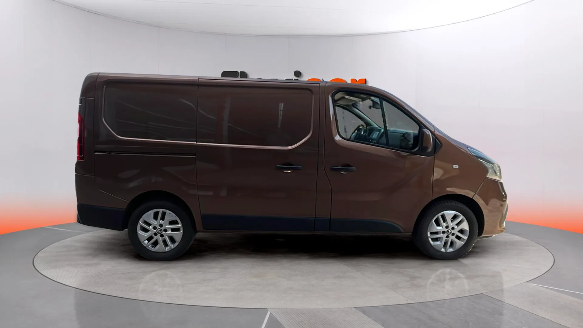 Nissan NV300 - foto 7