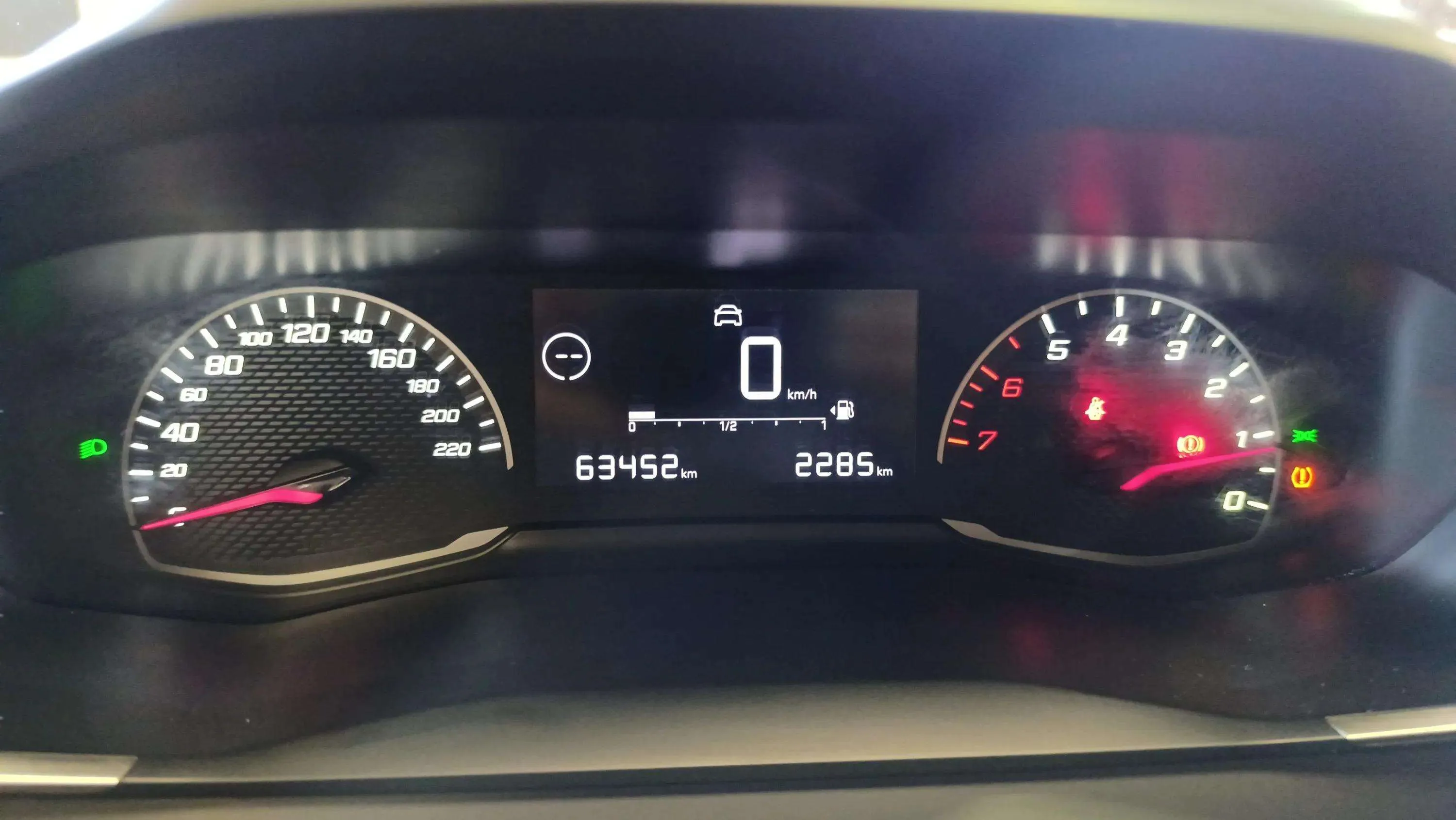 Peugeot 208 BlueHDi Active - foto 37
