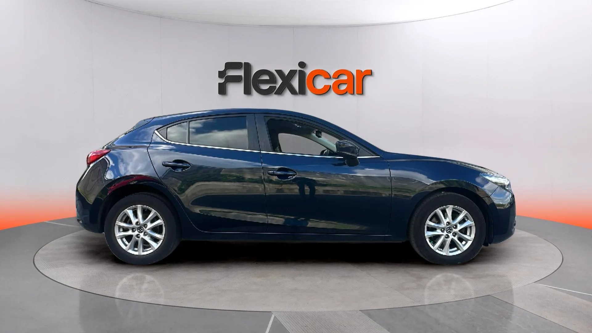 Mazda Mazda3 1.5 DE Luxury - foto 4