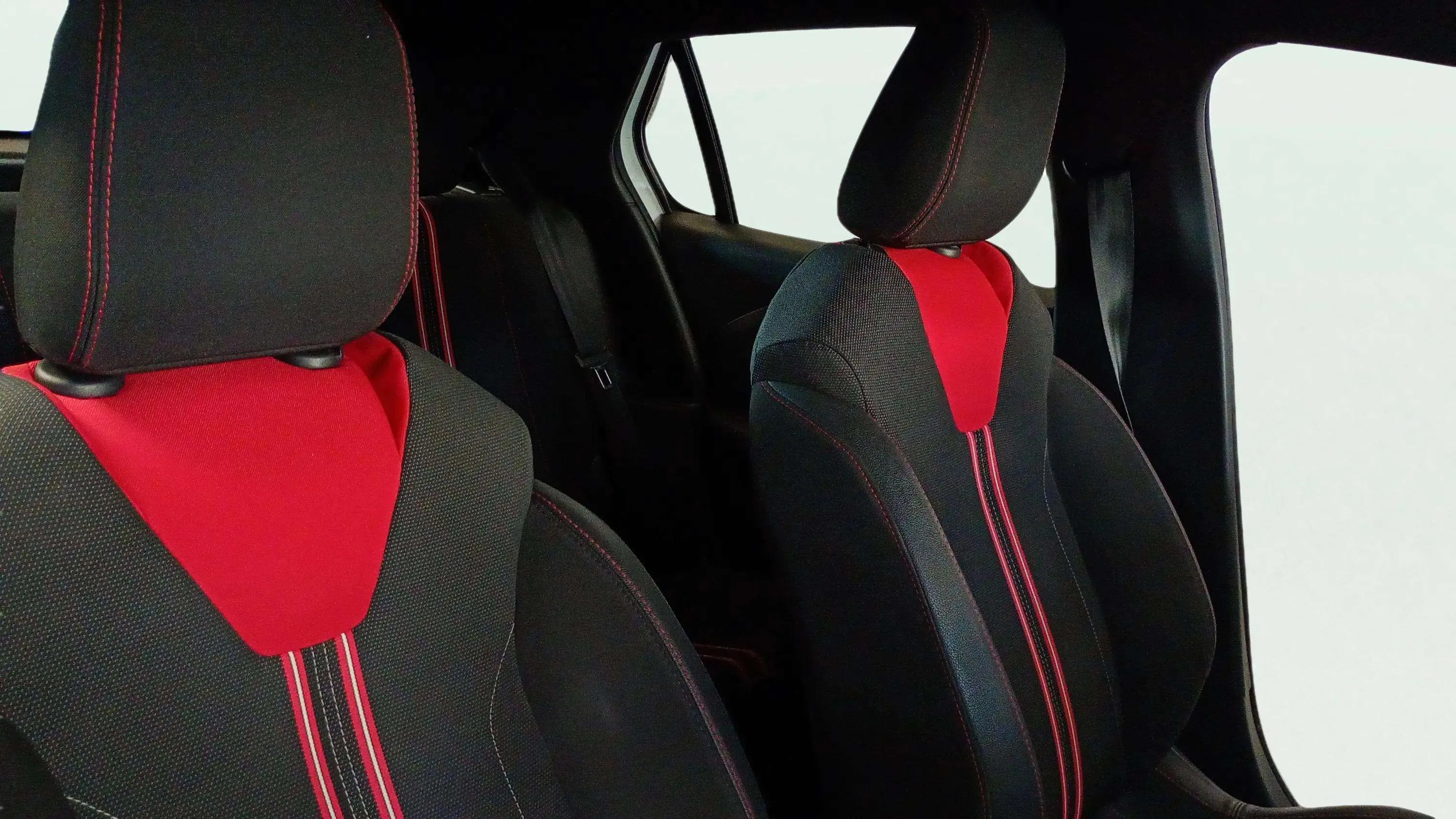 Opel Corsa 1.2T XHL Edition - foto 9