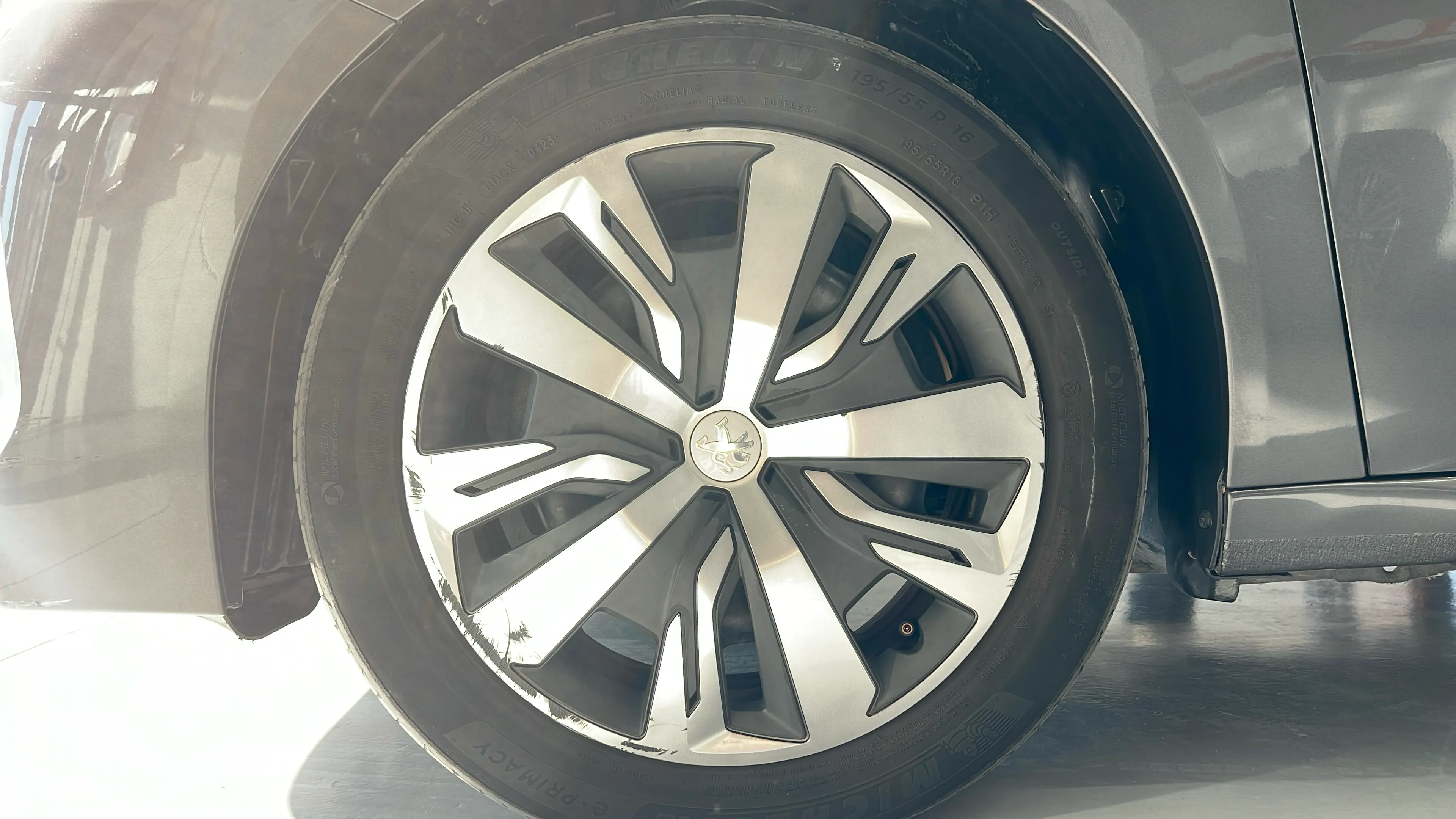 Peugeot 208 Active PureTech 100 - foto 15