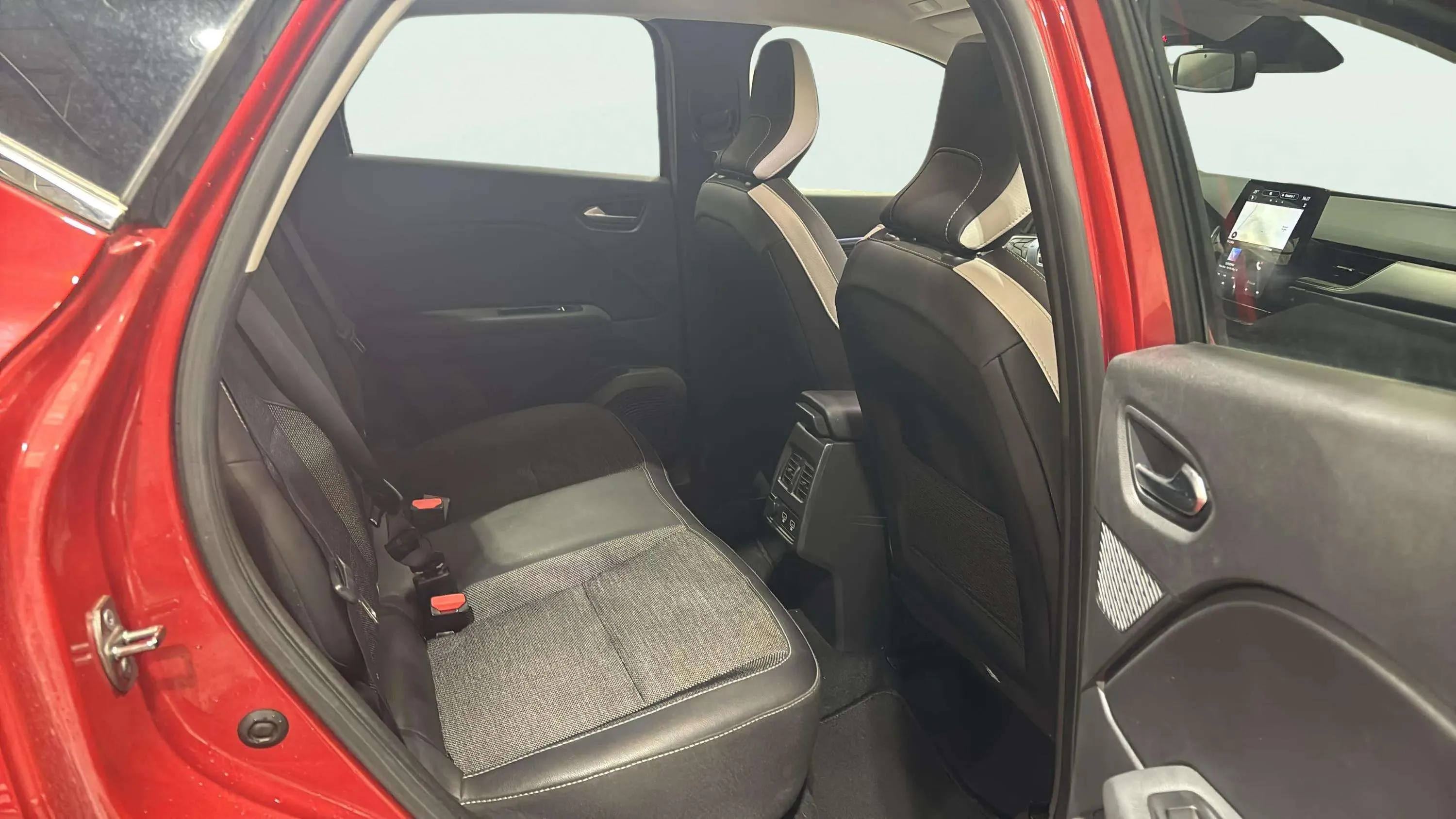 Renault Captur techno TCe - foto 20